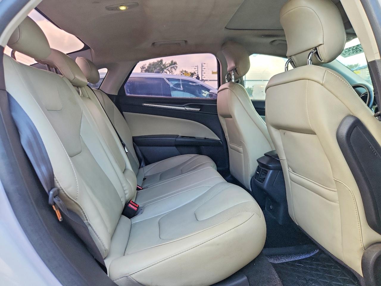2015 Ford Fusion Titanium White vin: 3FA6P0K97FR114657