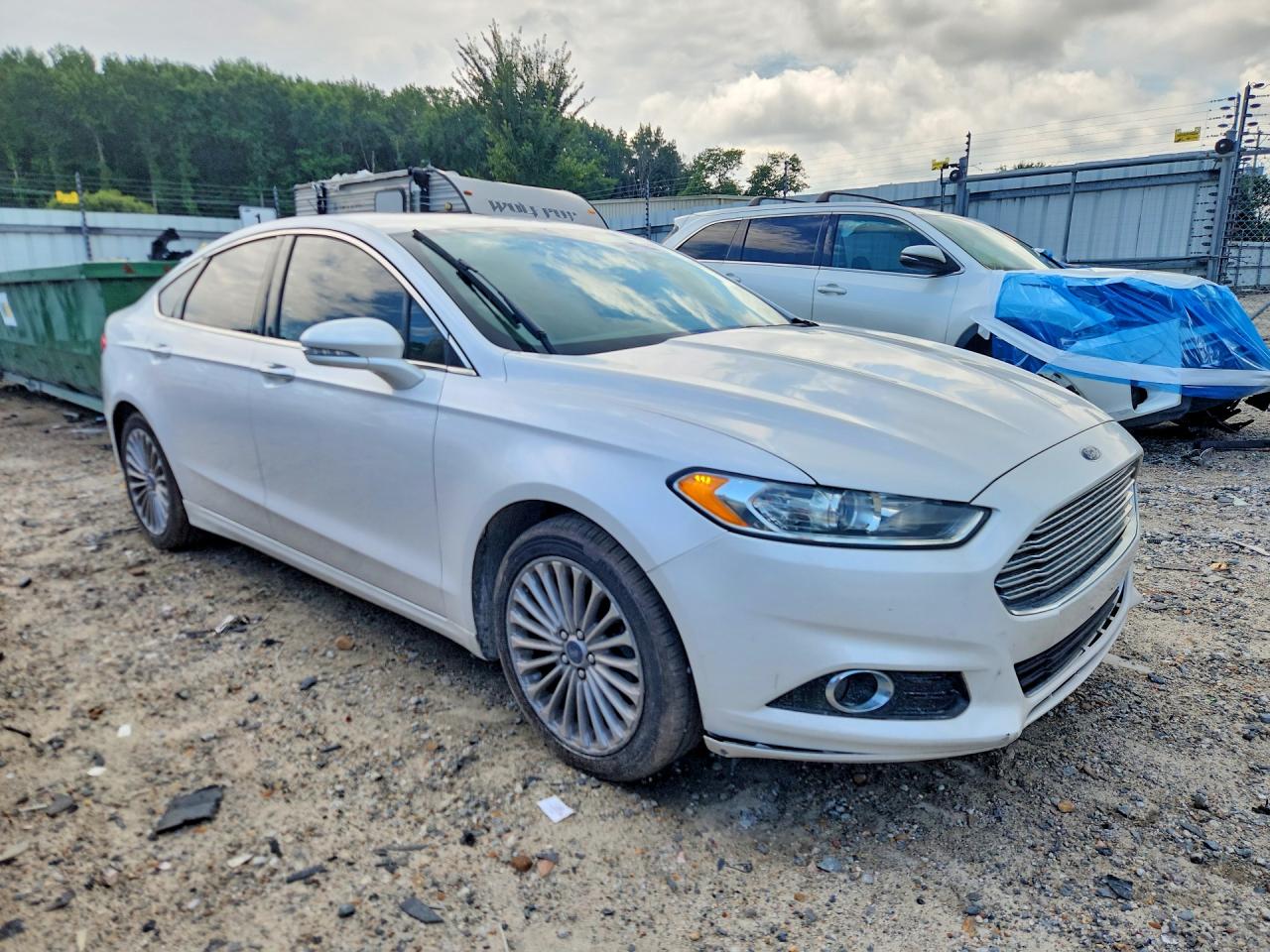 2015 Ford Fusion Titanium White vin: 3FA6P0K97FR114657