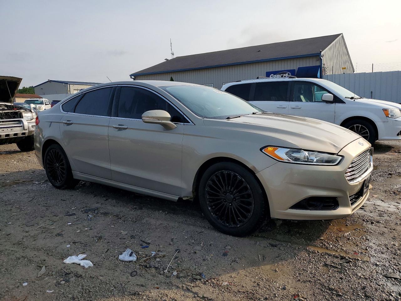 2015 Ford Fusion Titanium Бежевый vin: 3FA6P0K97FR282332