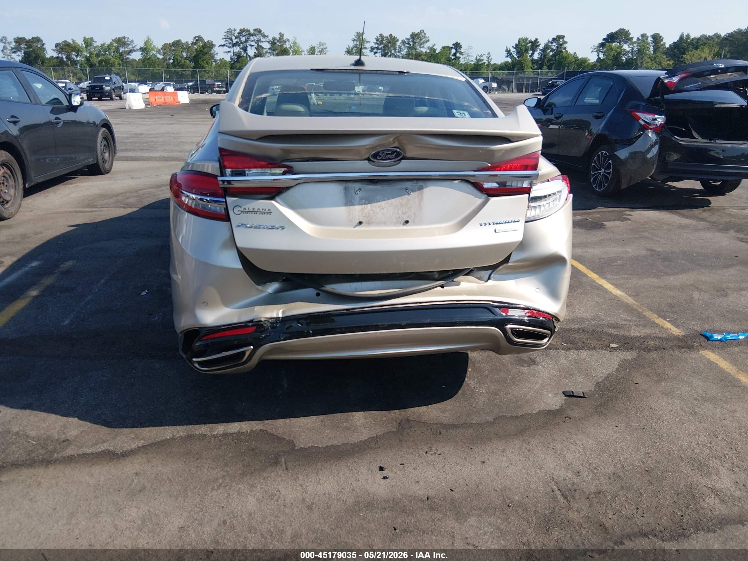 2017 Ford Fusion Titanium Gold vin: 3FA6P0K97HR262536