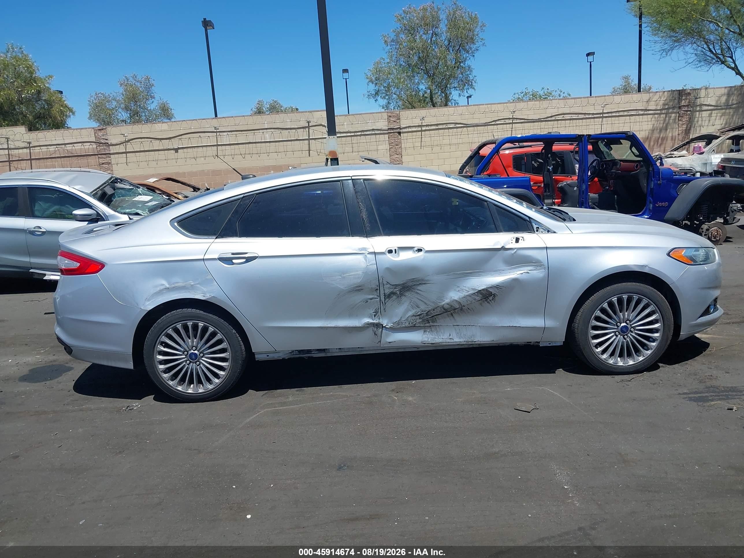 2013 Ford Fusion Titanium Silver vin: 3FA6P0K98DR223383