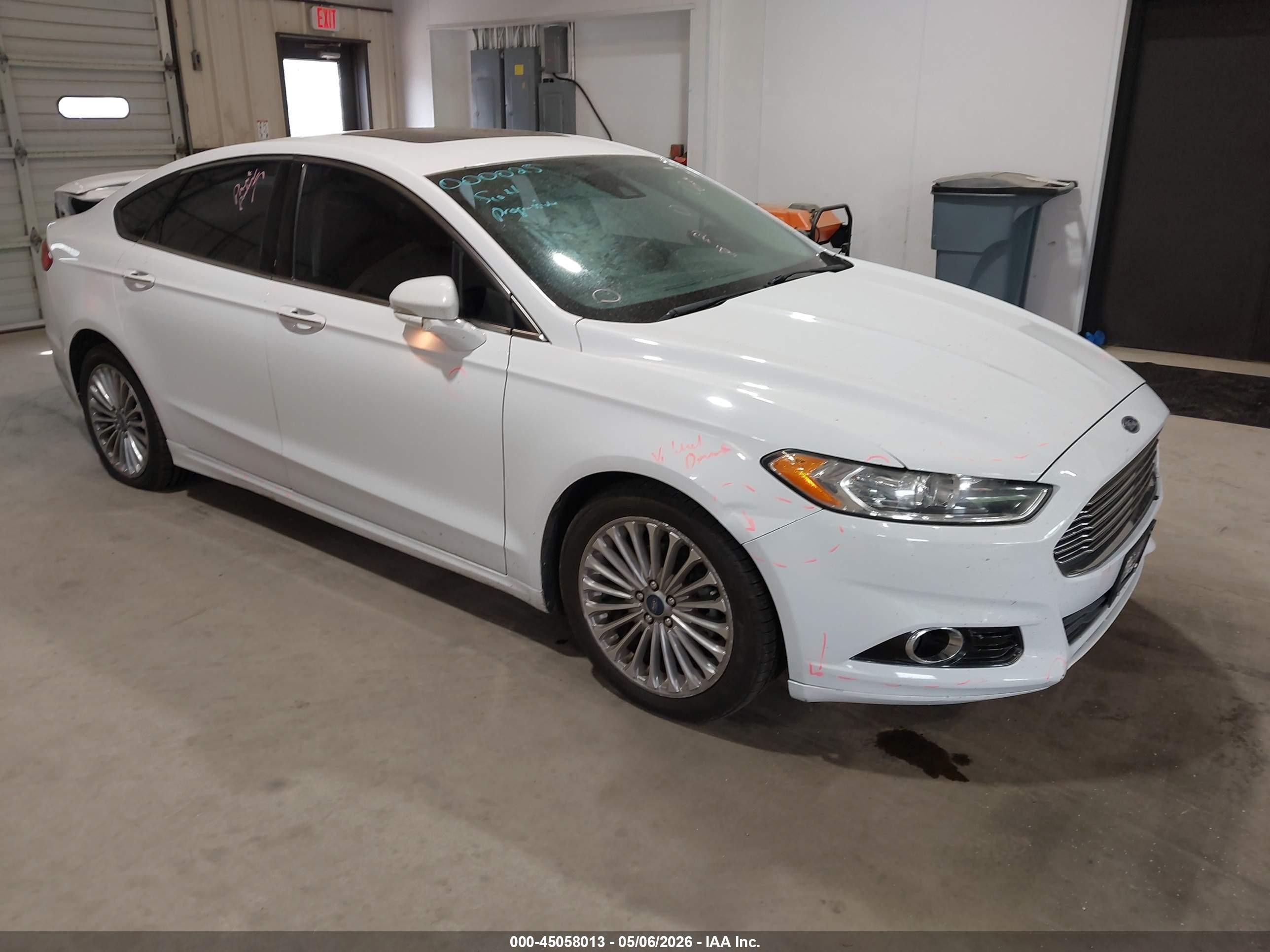 2013 Ford Fusion Titanium White vin: 3FA6P0K98DR342180