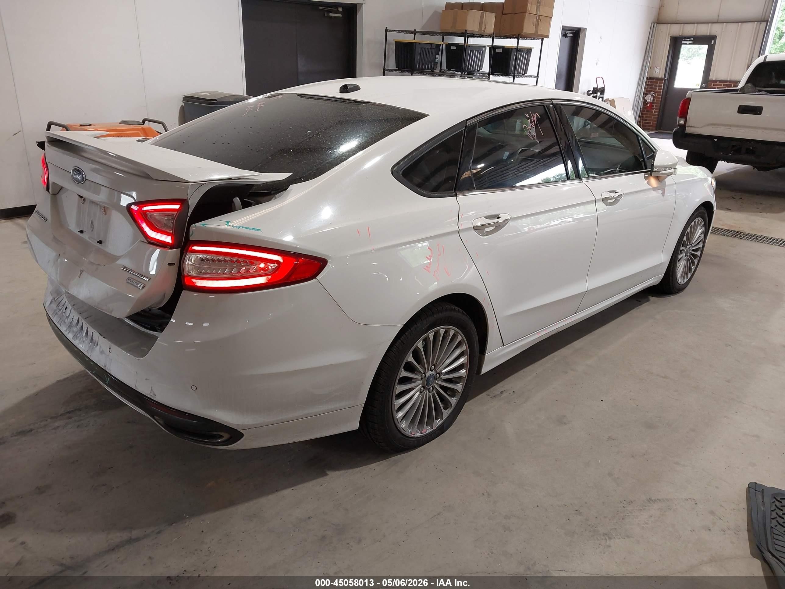 2013 Ford Fusion Titanium White vin: 3FA6P0K98DR342180