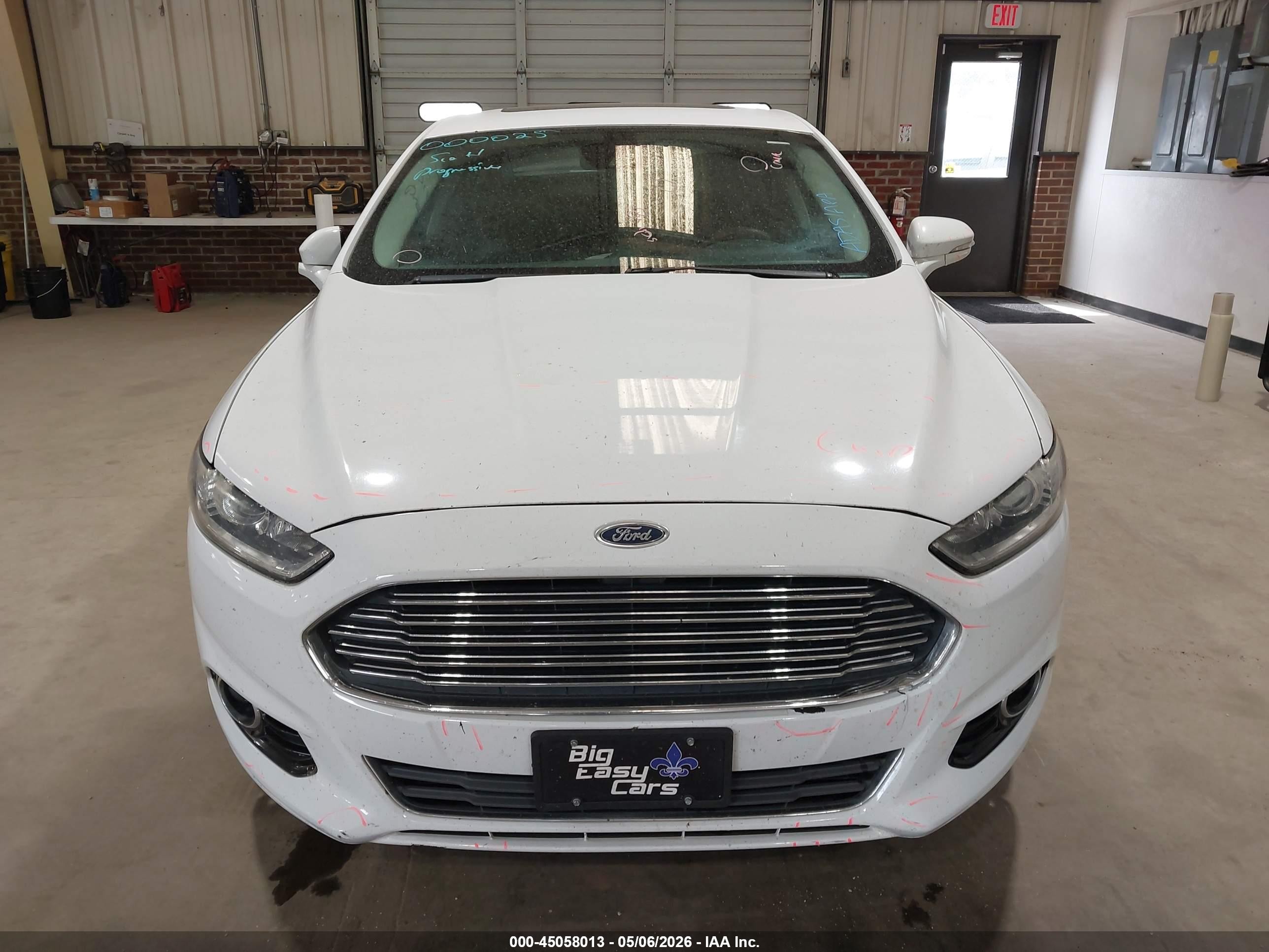2013 Ford Fusion Titanium White vin: 3FA6P0K98DR342180