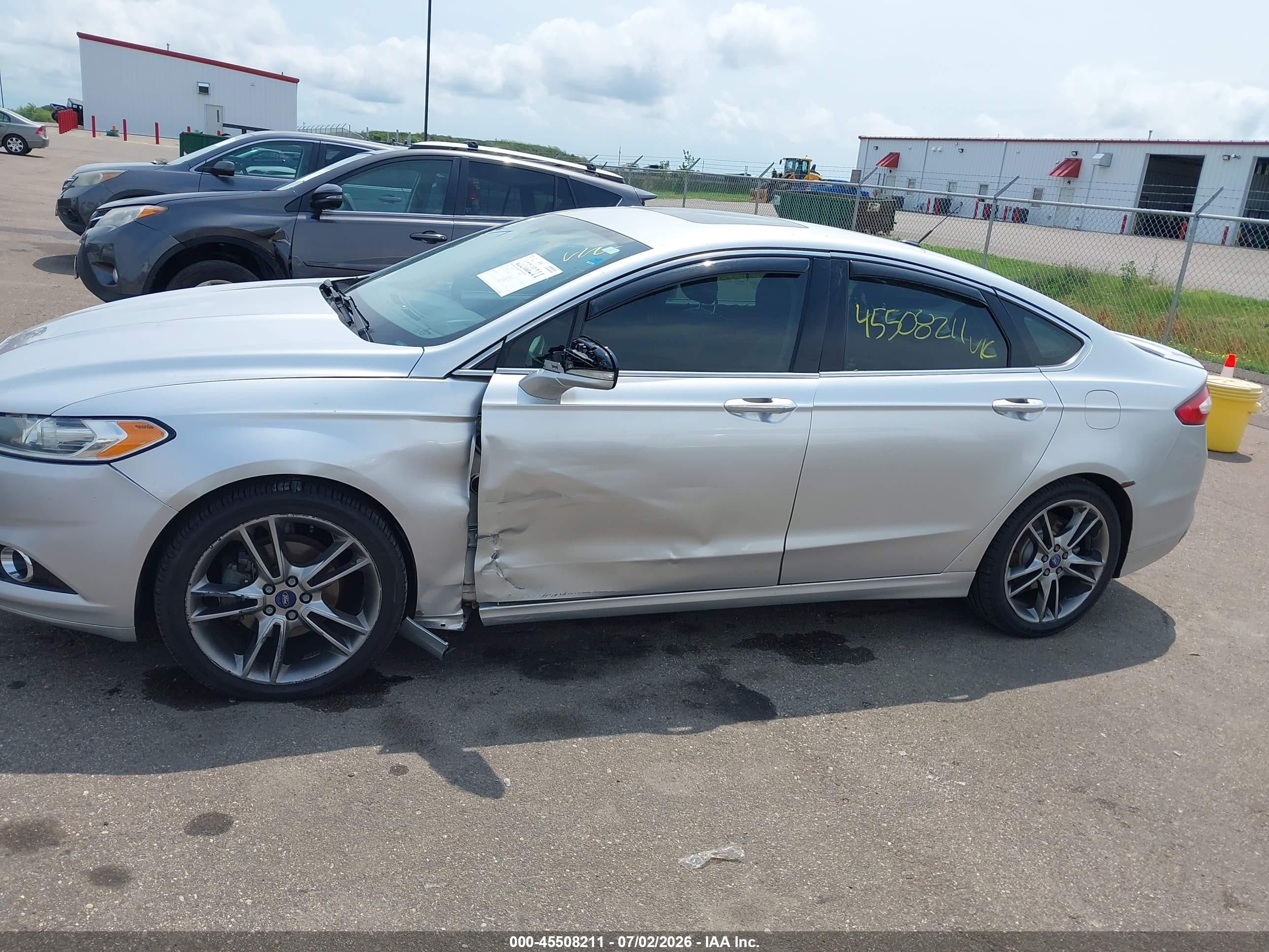 2014 Ford Fusion Titanium Серебряный vin: 3FA6P0K98ER121972