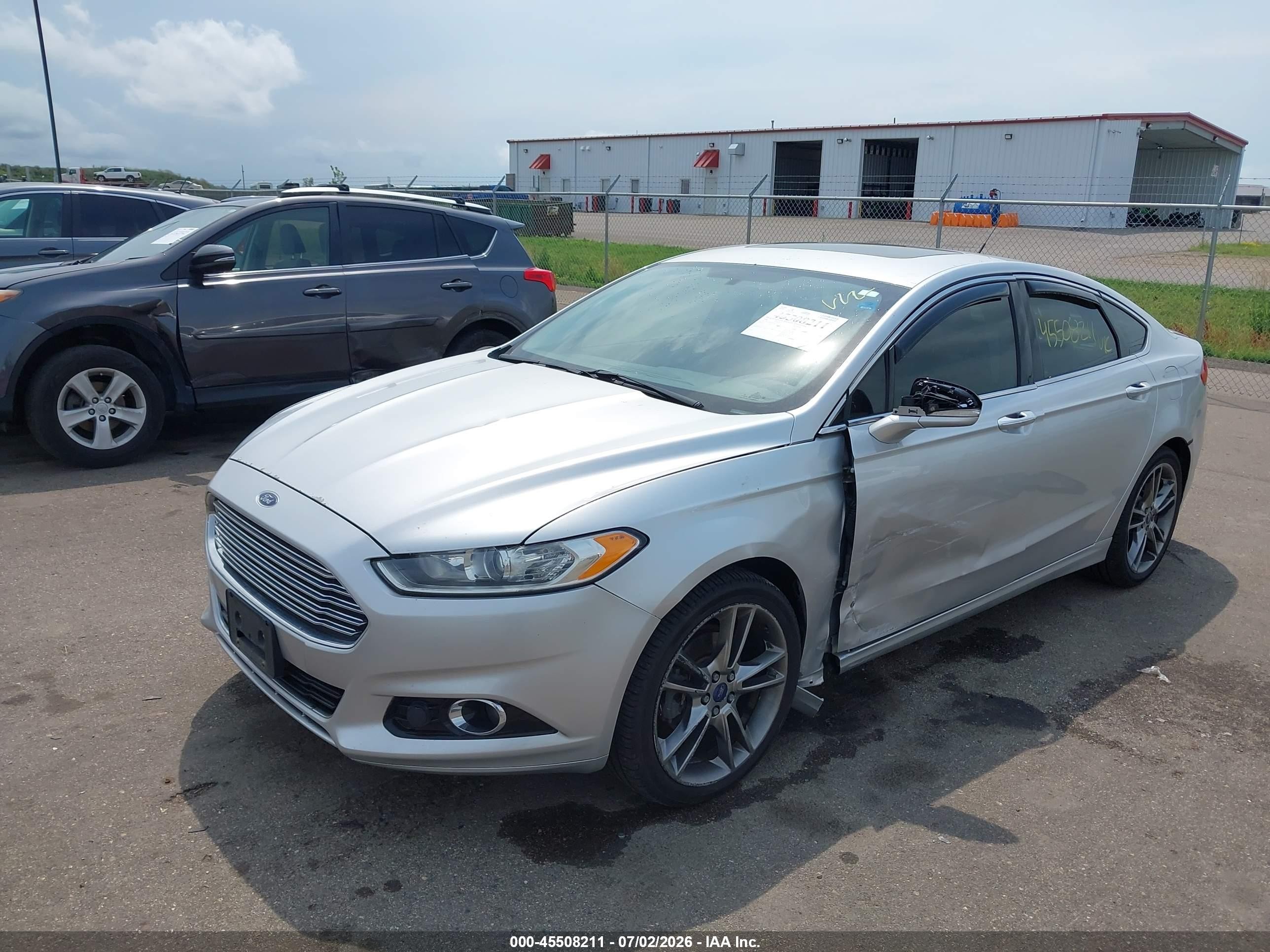 2014 Ford Fusion Titanium Серебряный vin: 3FA6P0K98ER121972