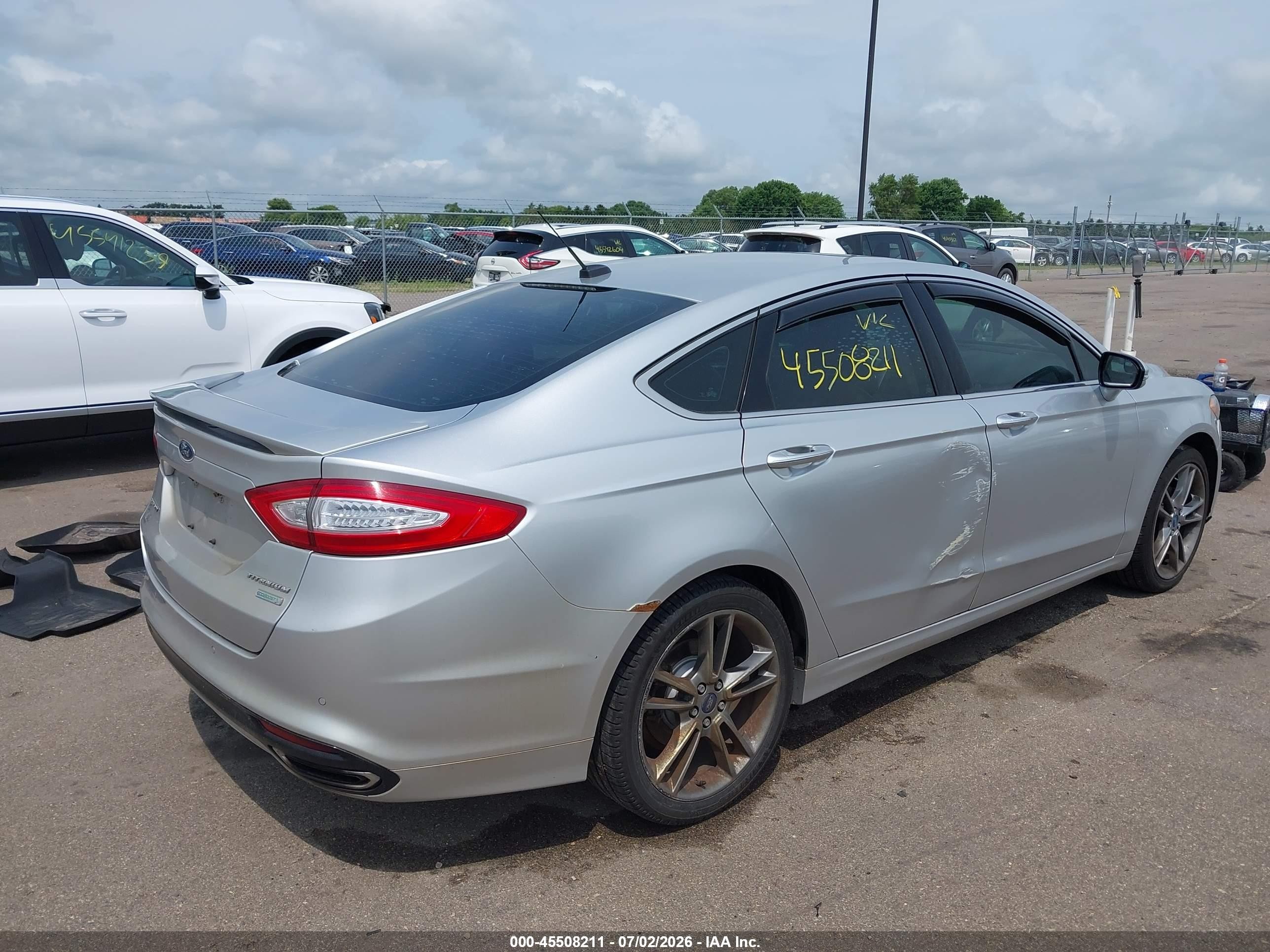2014 Ford Fusion Titanium Серебряный vin: 3FA6P0K98ER121972