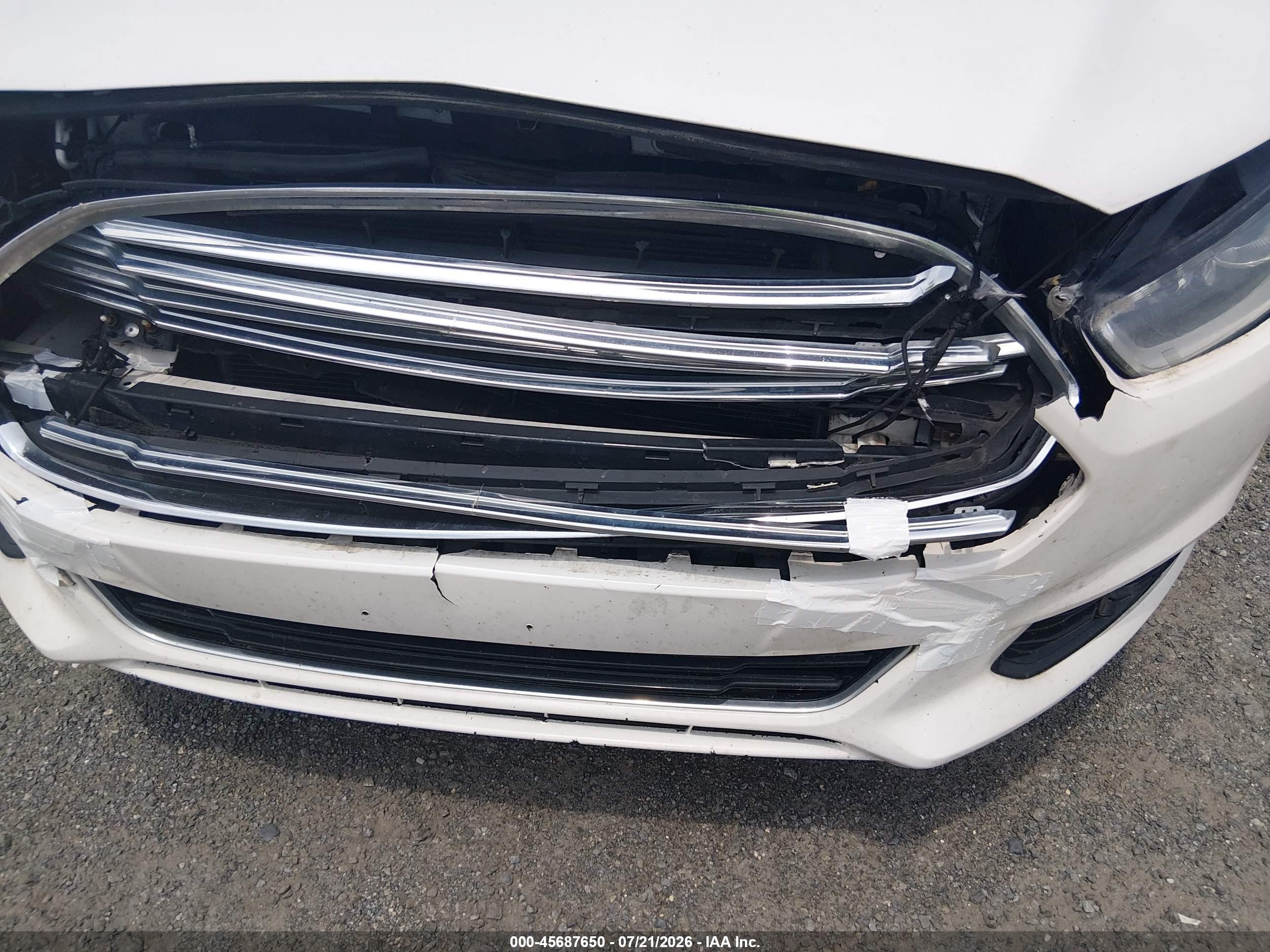 2014 Ford Fusion Titanium White vin: 3FA6P0K98ER239455