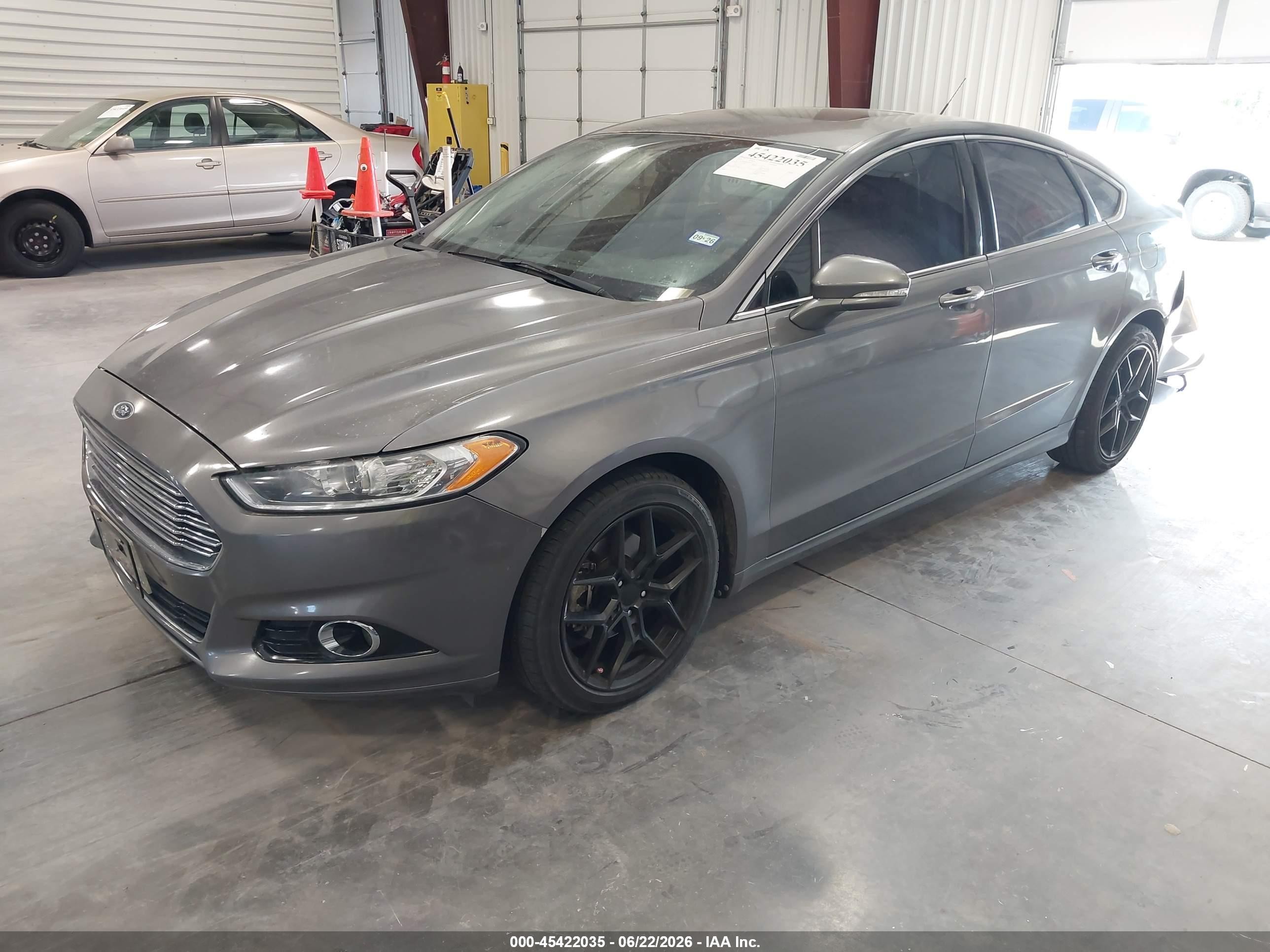 2014 Ford Fusion Titanium Серый vin: 3FA6P0K98ER311447