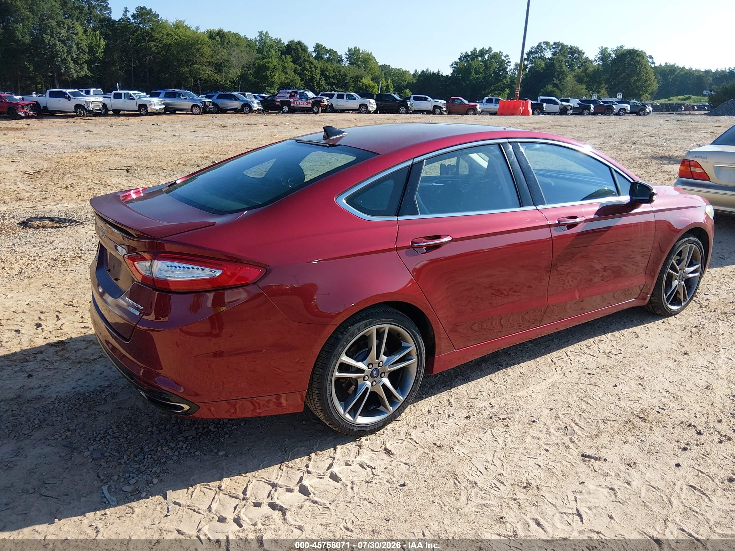 2015 Ford Fusion Titanium Красный vin: 3FA6P0K98FR139227