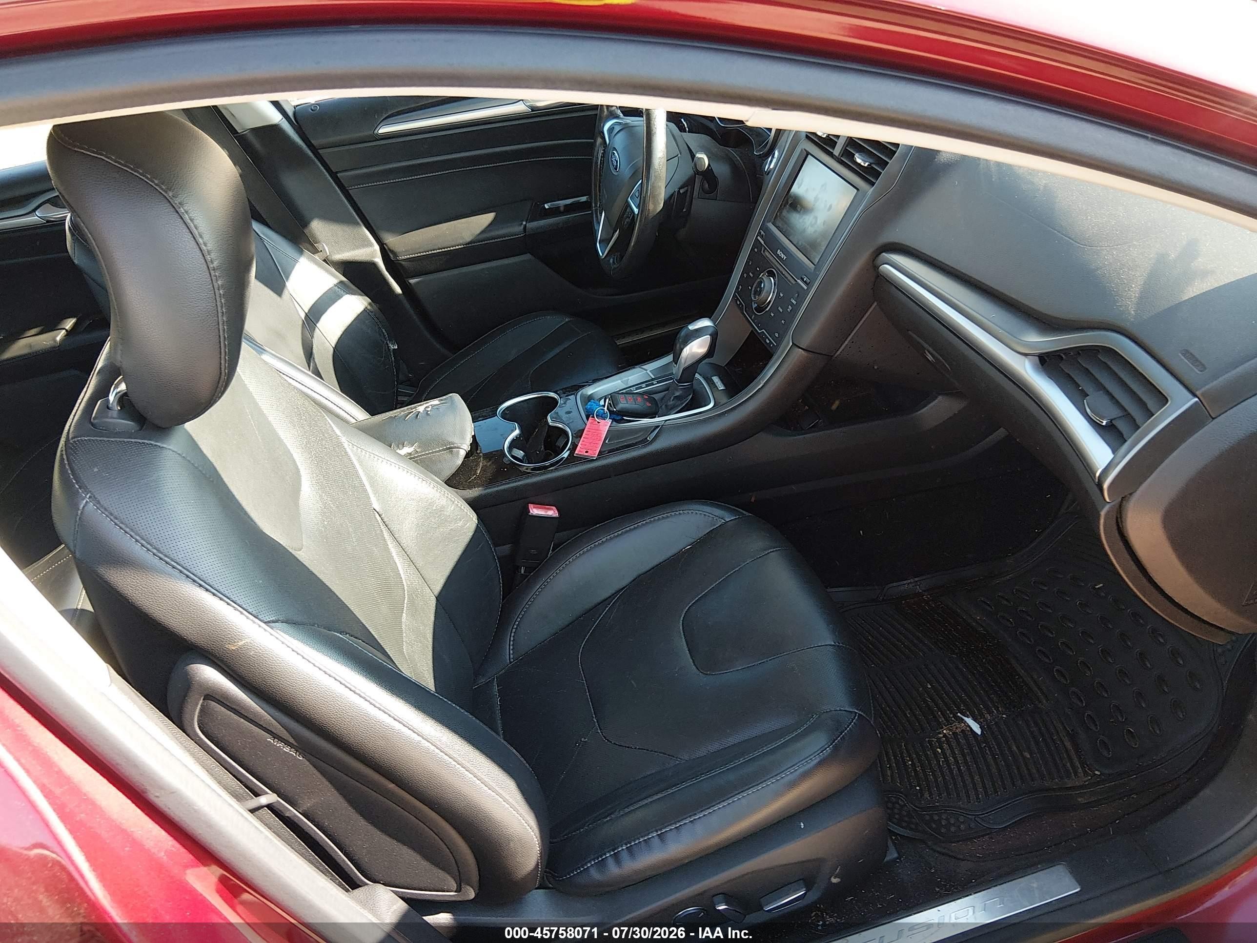 2015 Ford Fusion Titanium Красный vin: 3FA6P0K98FR139227