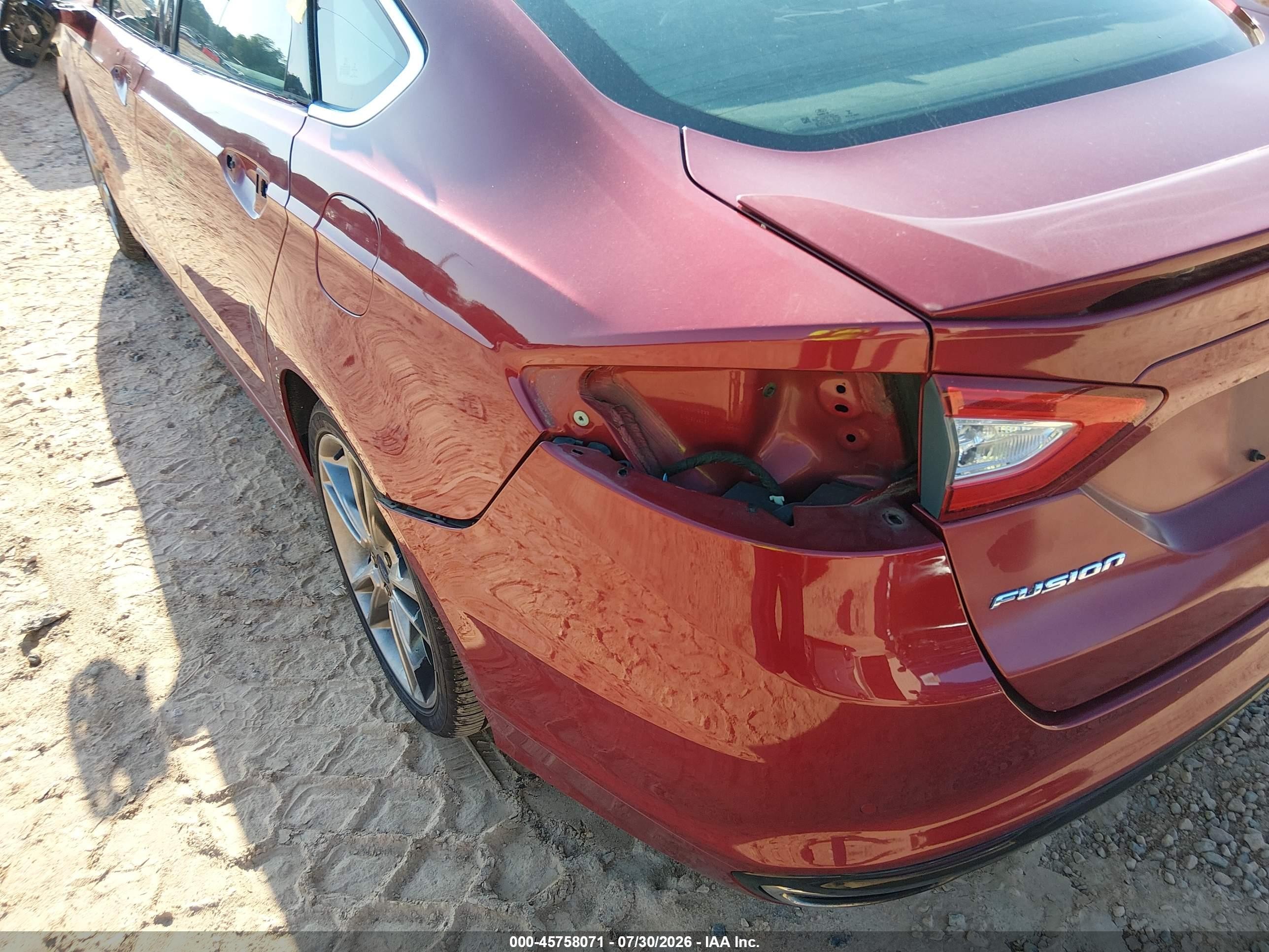 2015 Ford Fusion Titanium Красный vin: 3FA6P0K98FR139227
