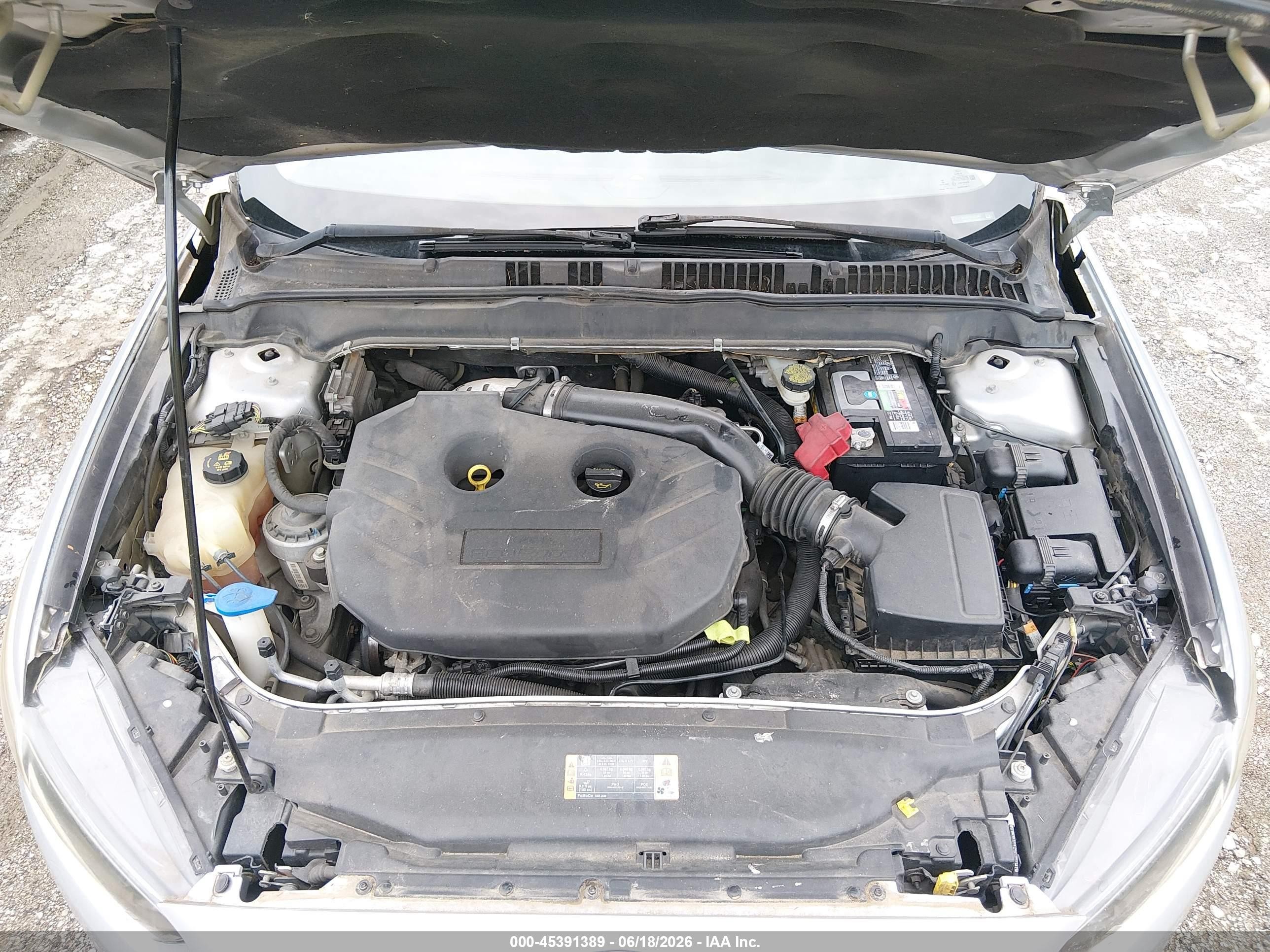 2015 Ford Fusion Titanium Серебряный vin: 3FA6P0K98FR152897
