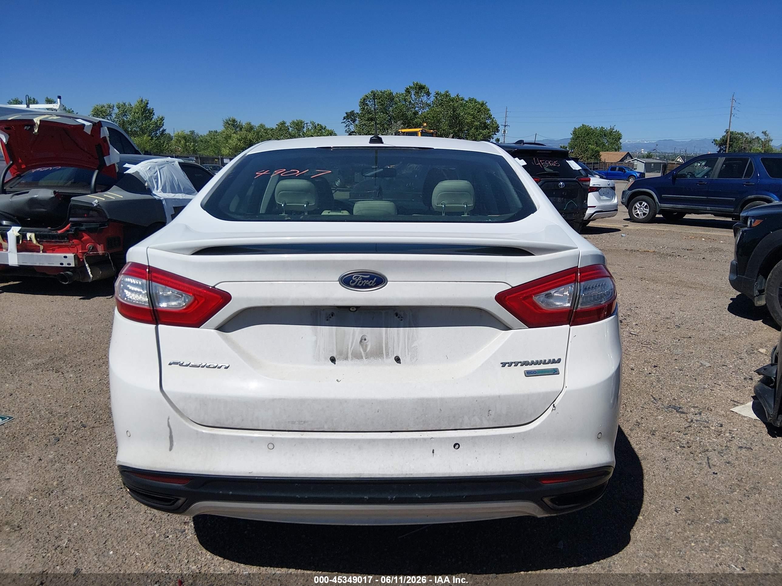 2015 Ford Fusion Titanium White vin: 3FA6P0K98FR268147