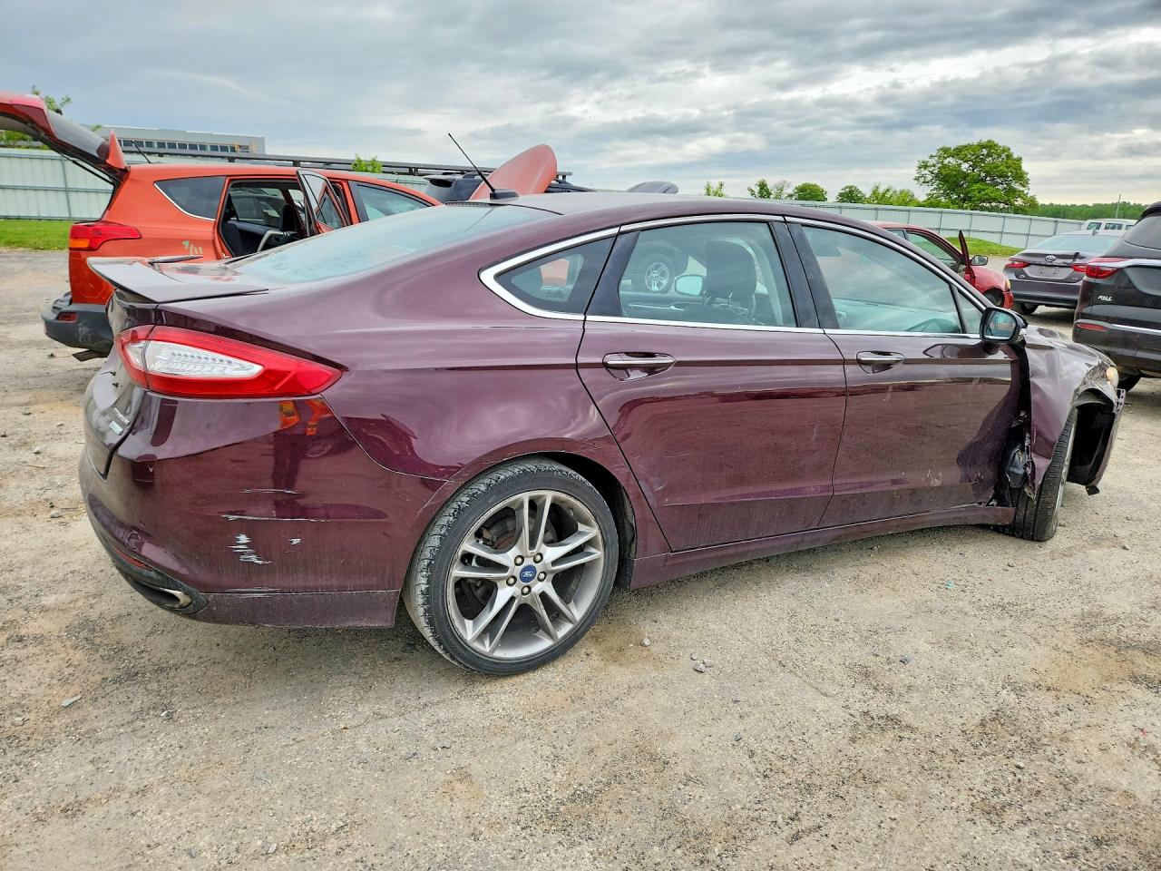 2013 Ford Fusion Titanium Burgundy vin: 3FA6P0K99DR101809