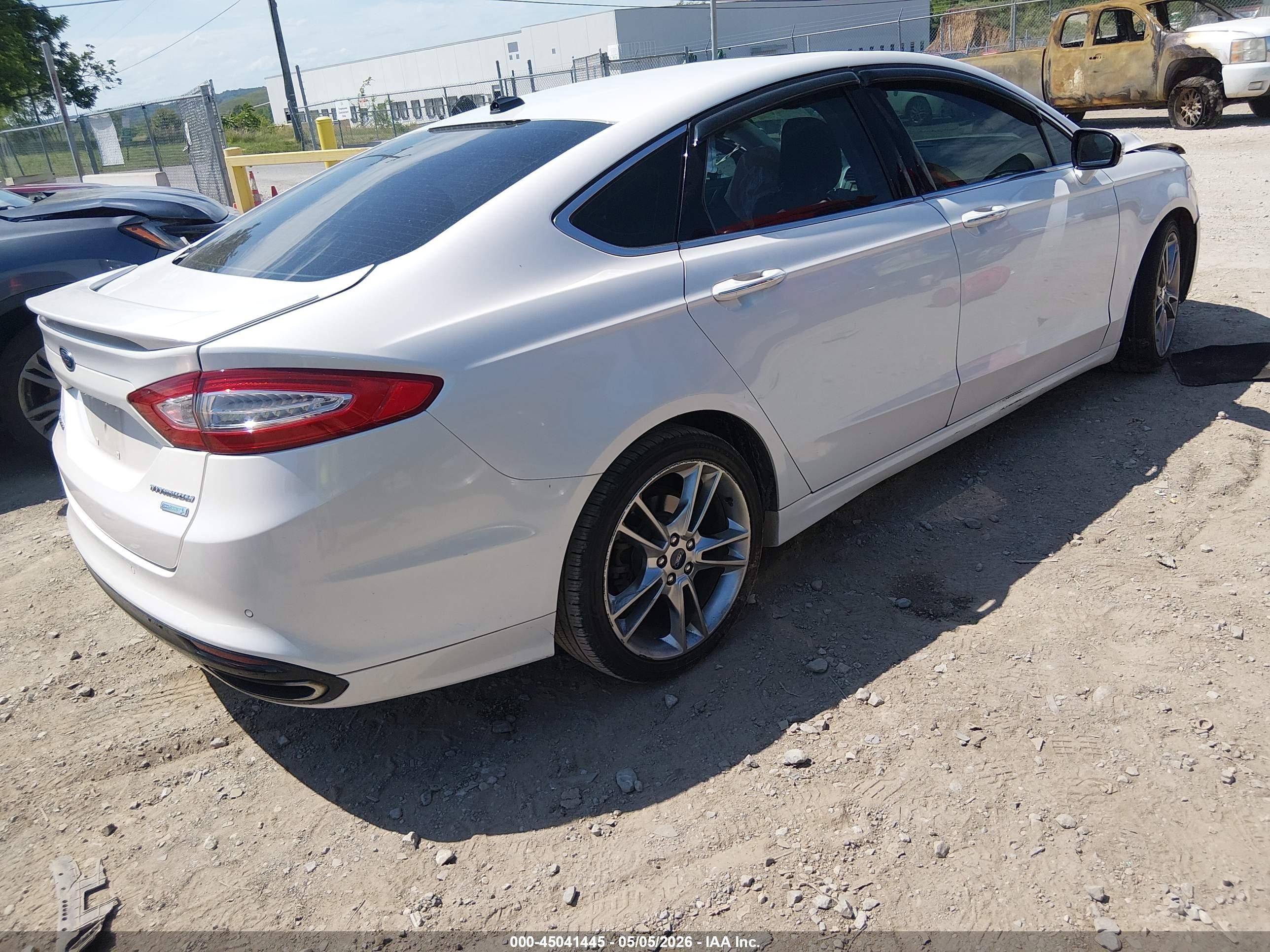 2013 Ford Fusion Titanium White vin: 3FA6P0K99DR176350