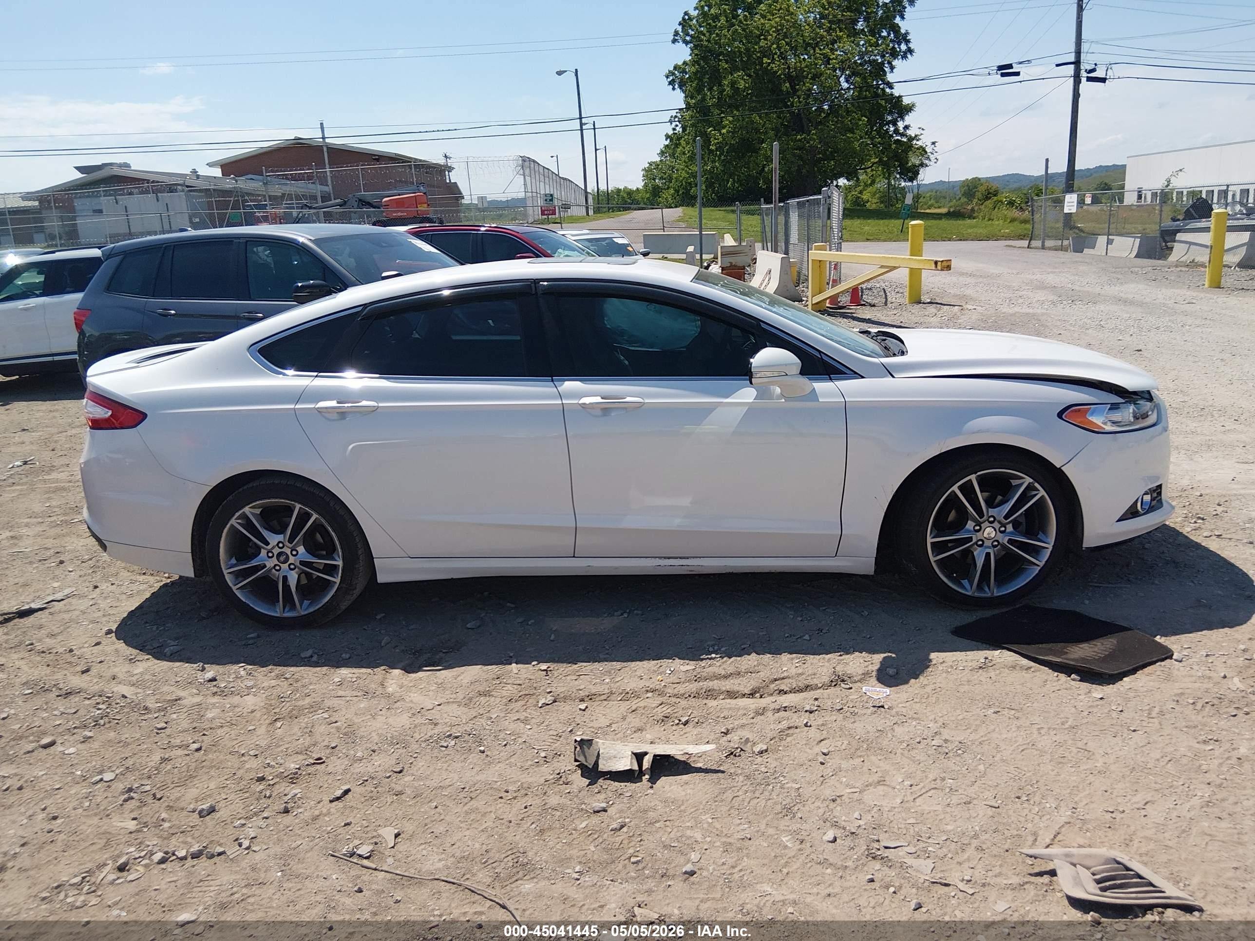 2013 Ford Fusion Titanium White vin: 3FA6P0K99DR176350