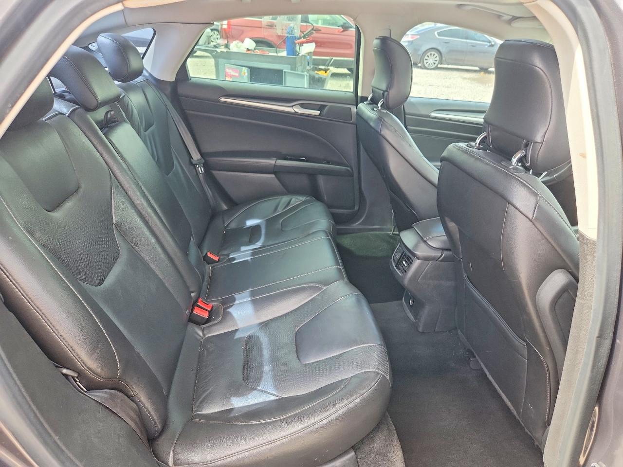 2013 Ford Fusion Titanium Silver vin: 3FA6P0K99DR306577