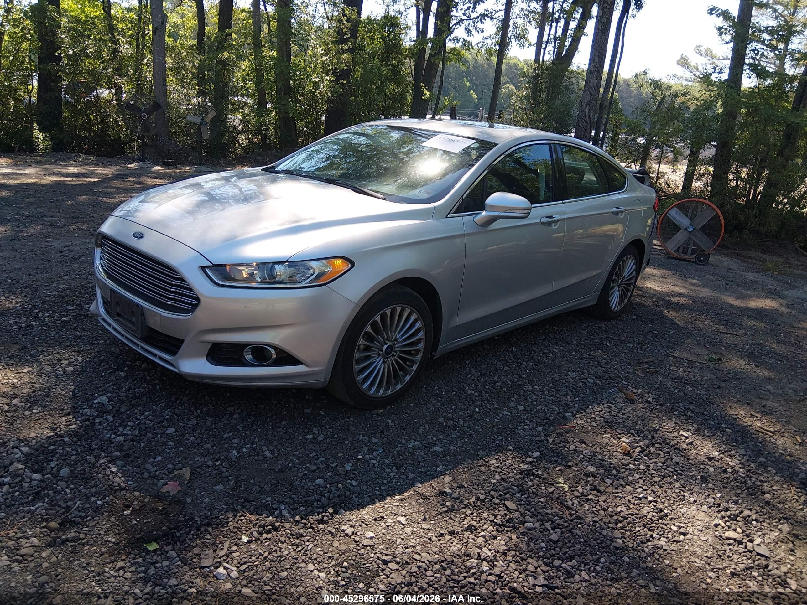 2014 Ford Fusion Titanium Silver vin: 3FA6P0K99ER168024