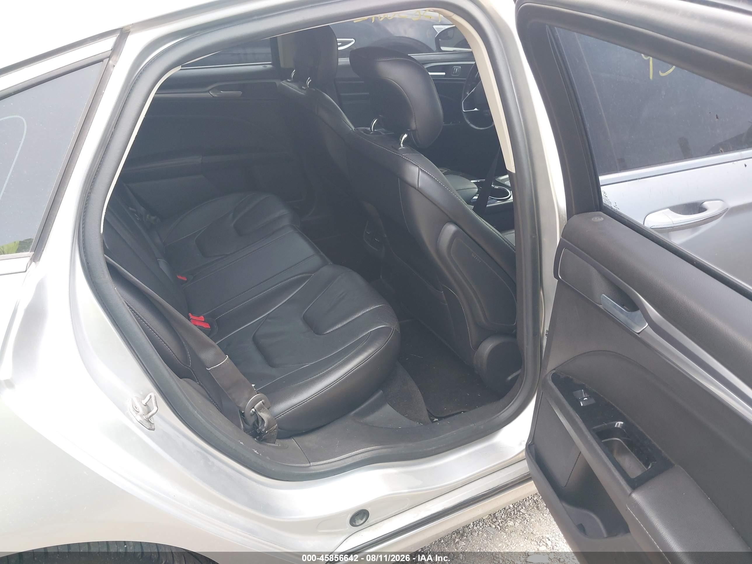 2014 Ford Fusion Titanium Silver vin: 3FA6P0K99ER239500