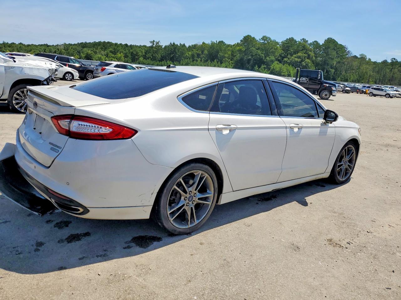 2015 Ford Fusion Titanium White vin: 3FA6P0K99FR189201