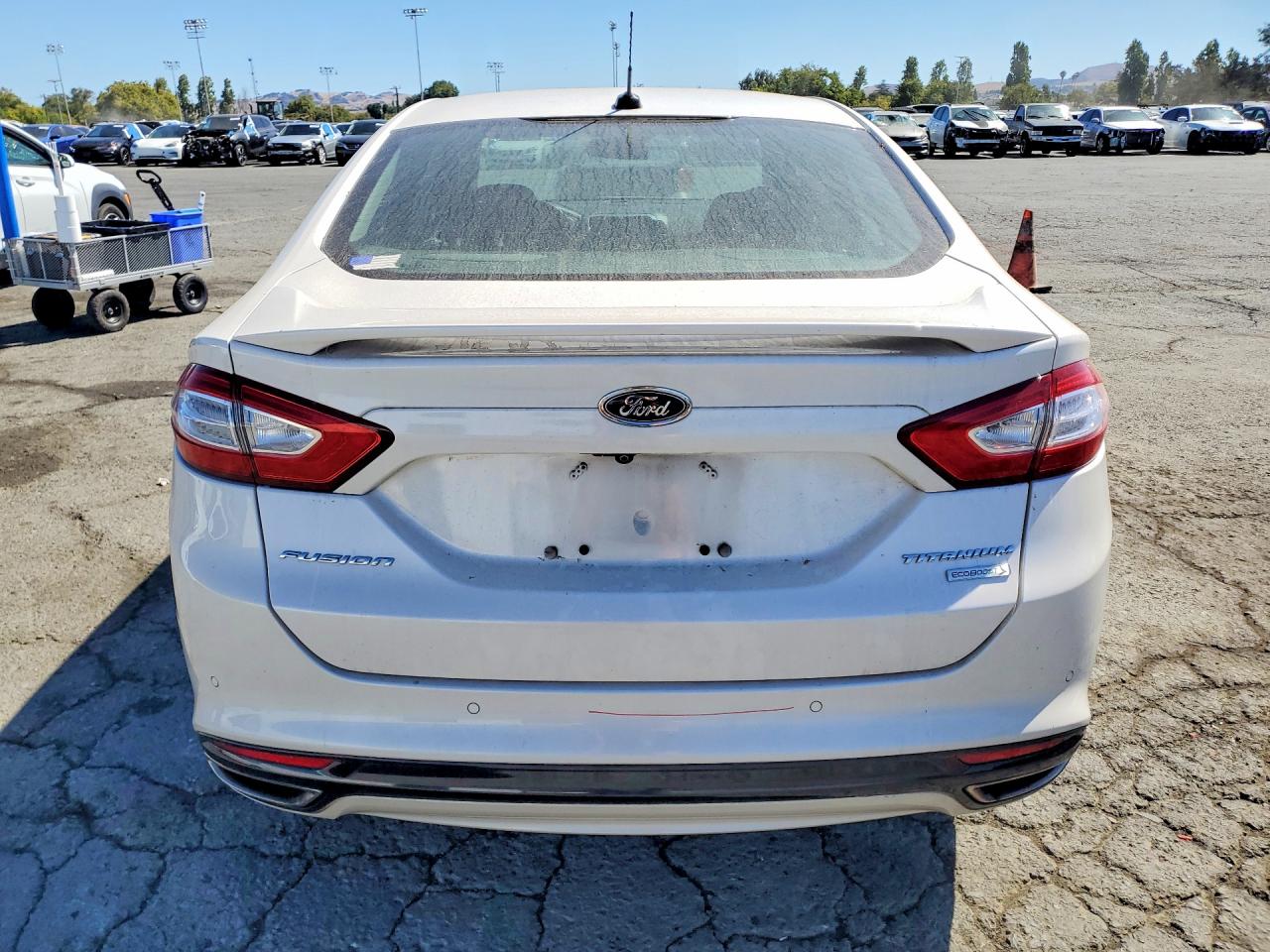 2013 Ford Fusion Titanium White vin: 3FA6P0K9XDR192914