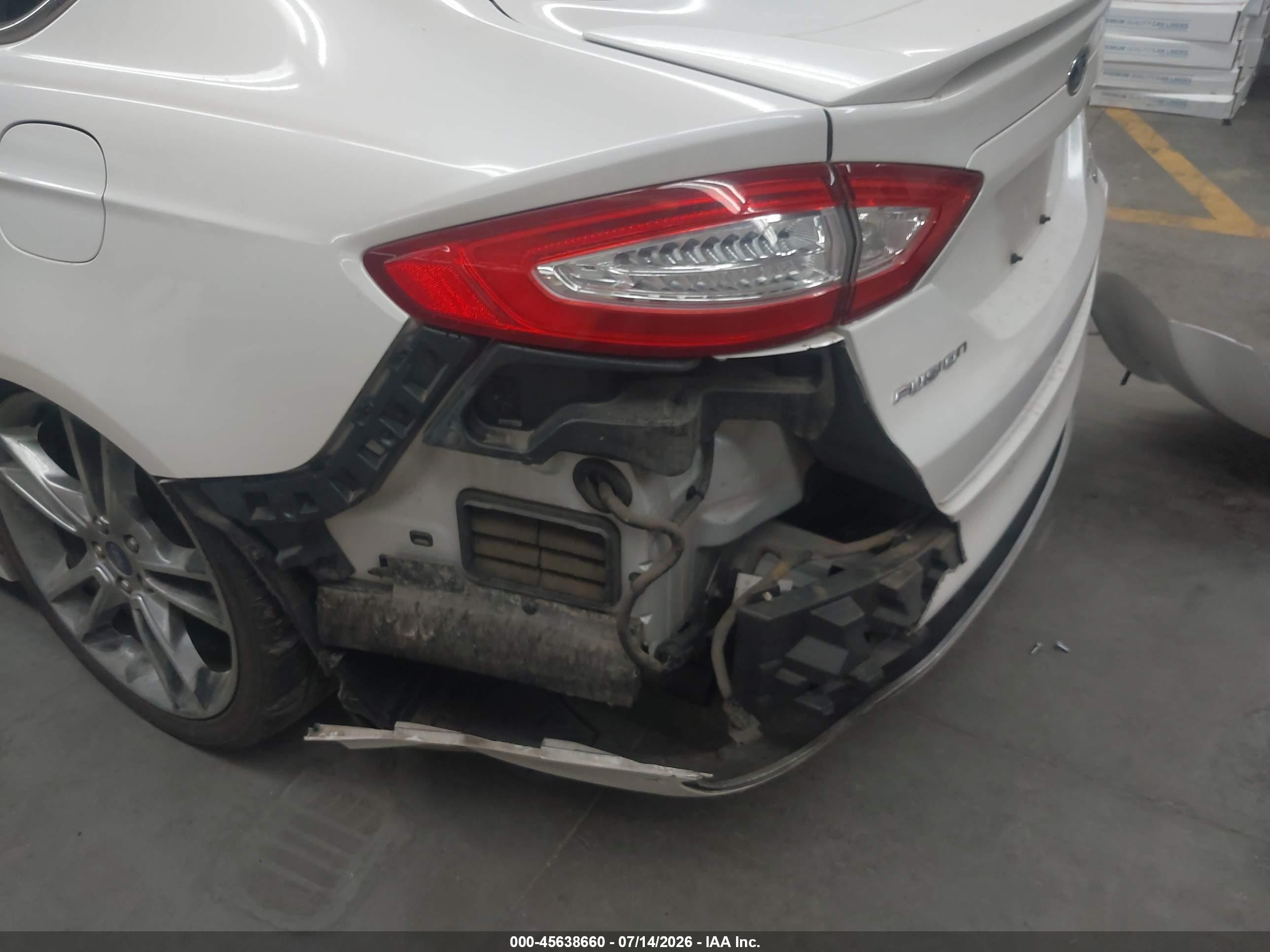 2013 Ford Fusion Titanium White vin: 3FA6P0K9XDR209131