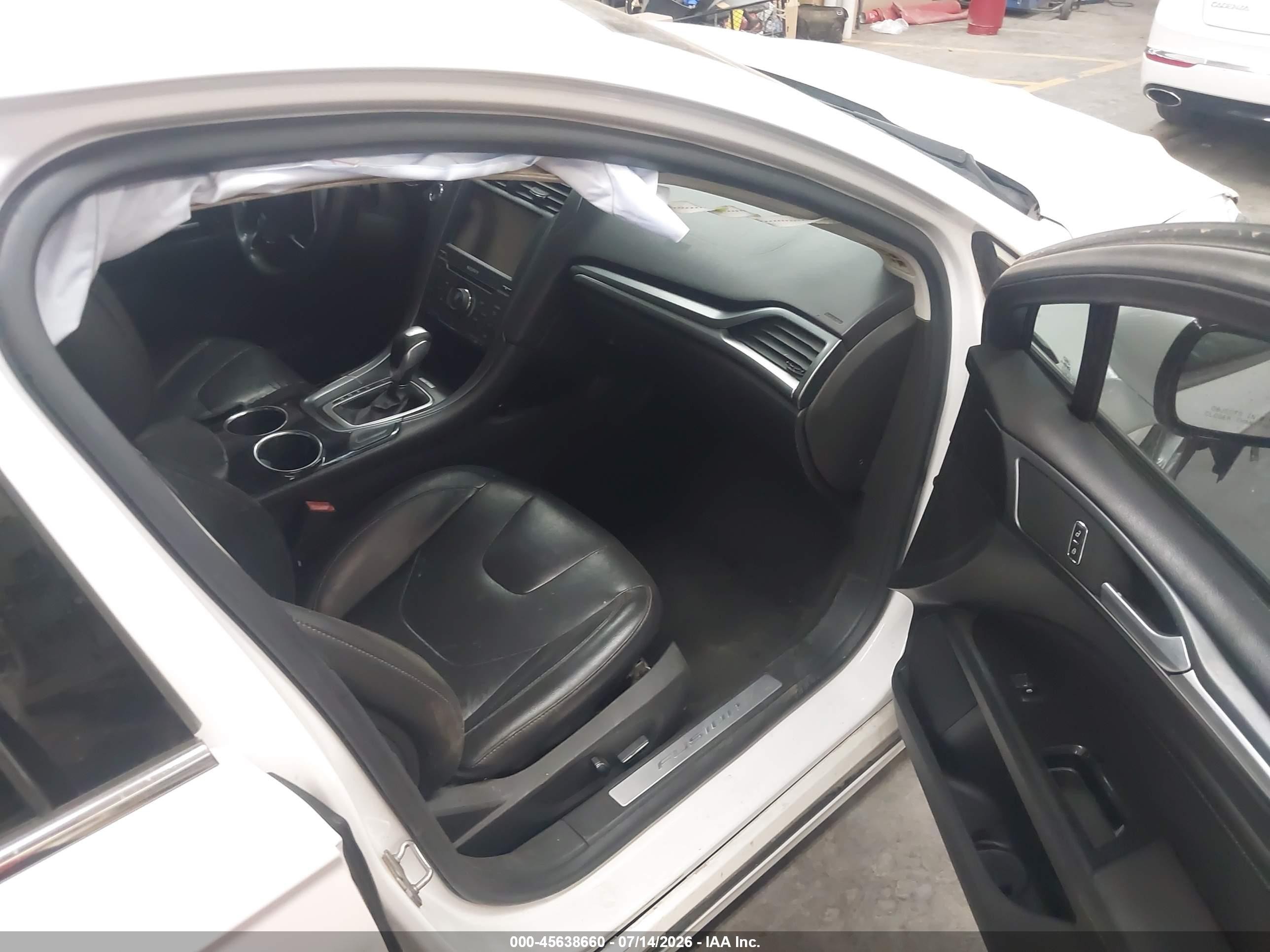 2013 Ford Fusion Titanium White vin: 3FA6P0K9XDR209131