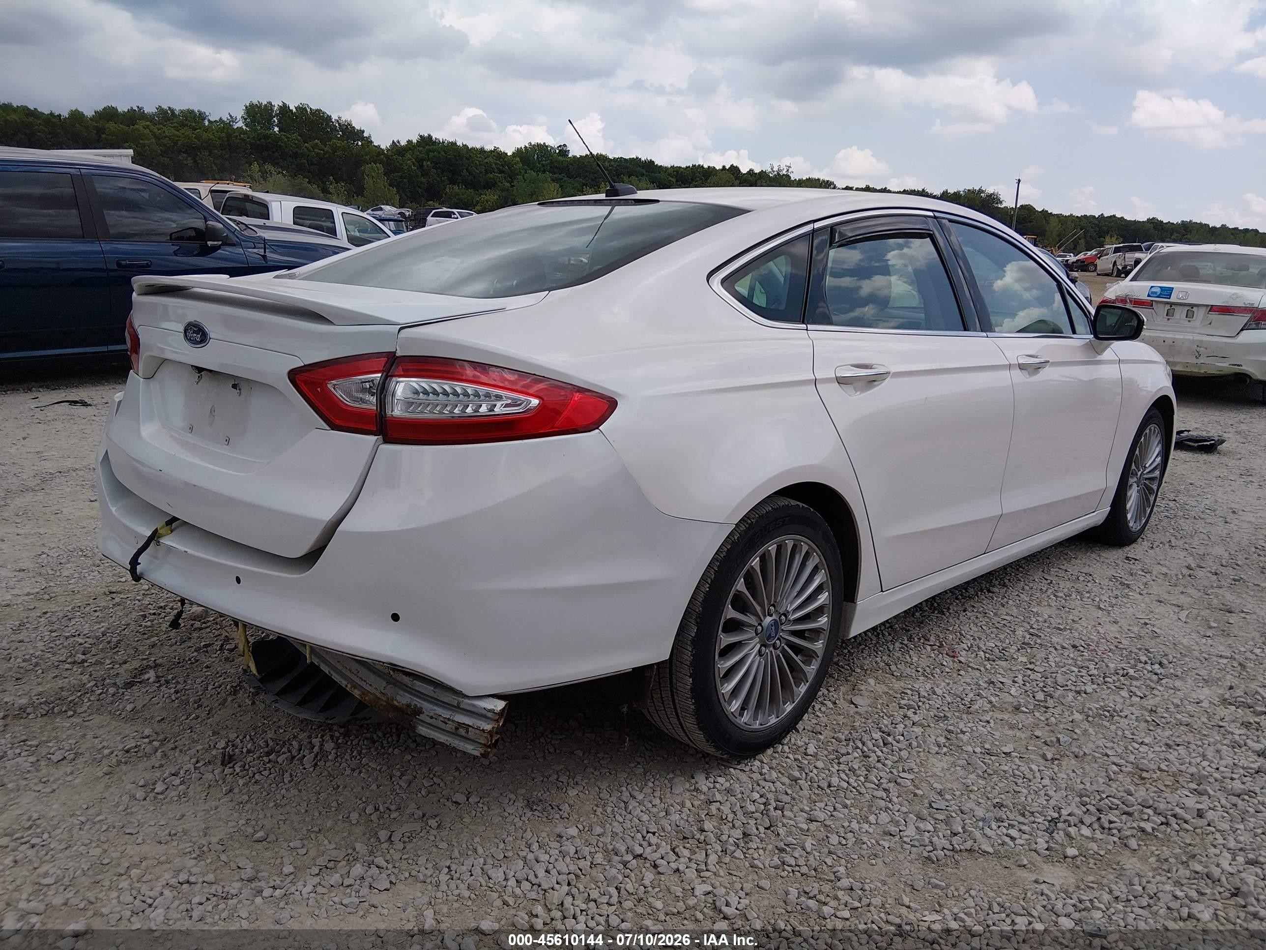 2013 Ford Fusion Titanium White vin: 3FA6P0K9XDR240024