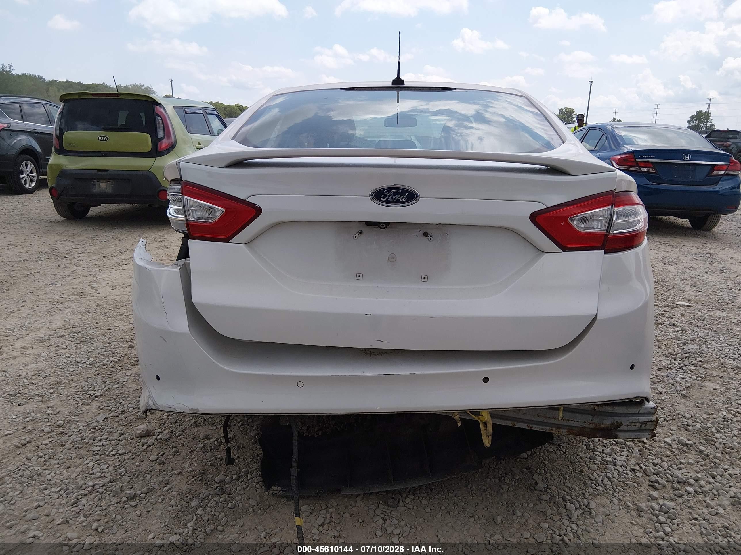 2013 Ford Fusion Titanium White vin: 3FA6P0K9XDR240024
