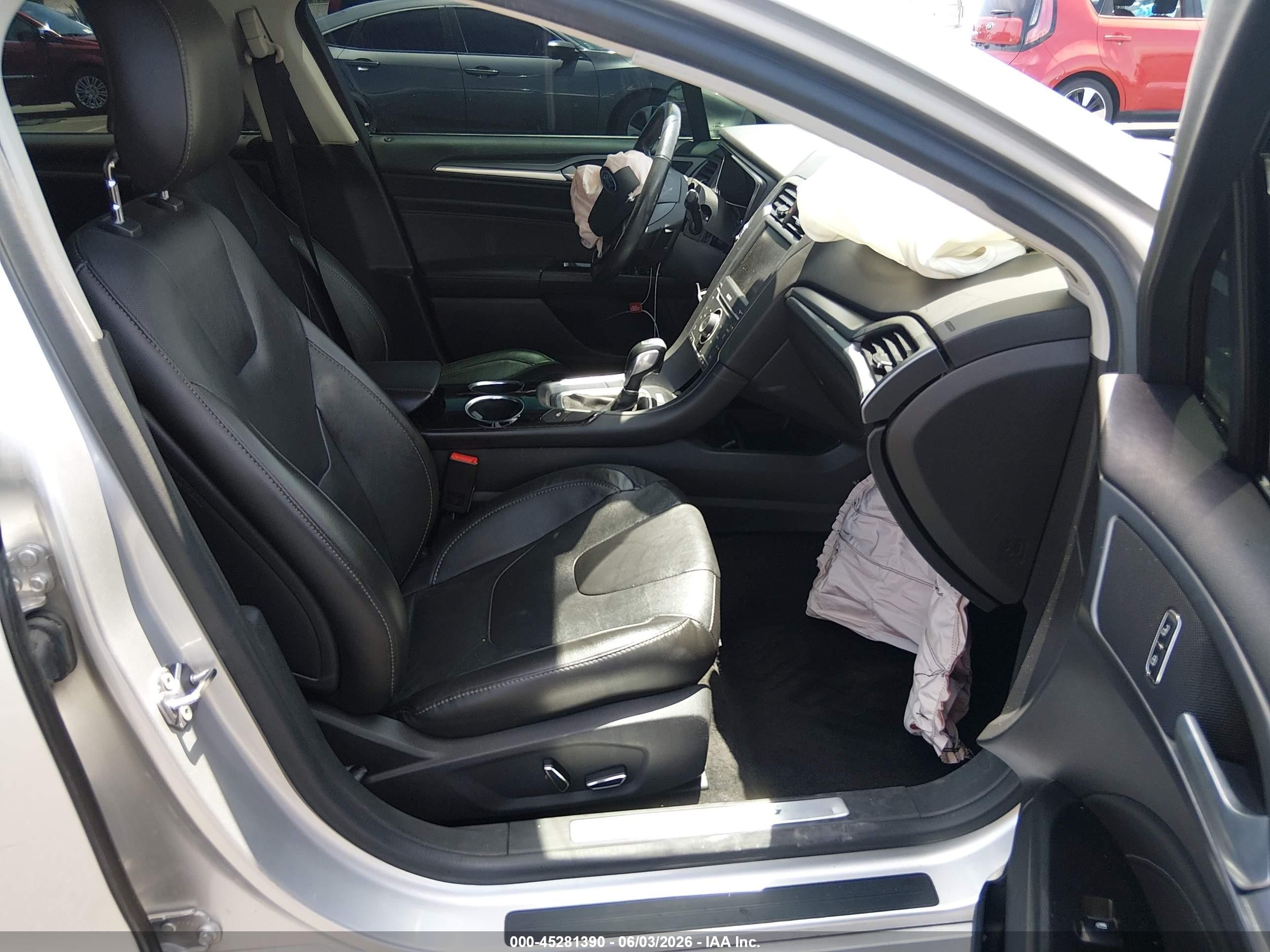 2013 Ford Fusion Titanium Silver vin: 3FA6P0K9XDR261195