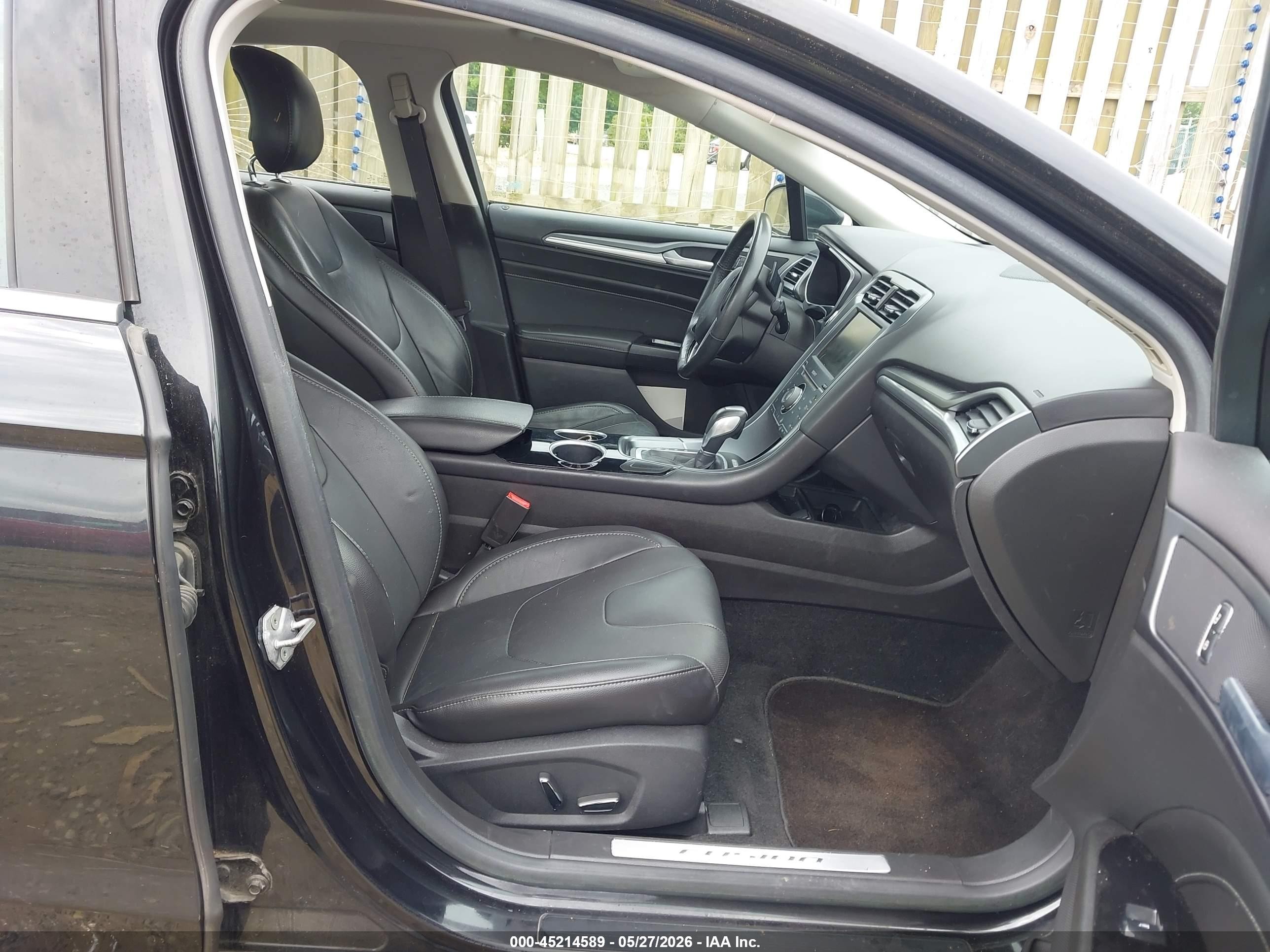 2014 Ford Fusion Titanium Черный vin: 3FA6P0K9XER133959