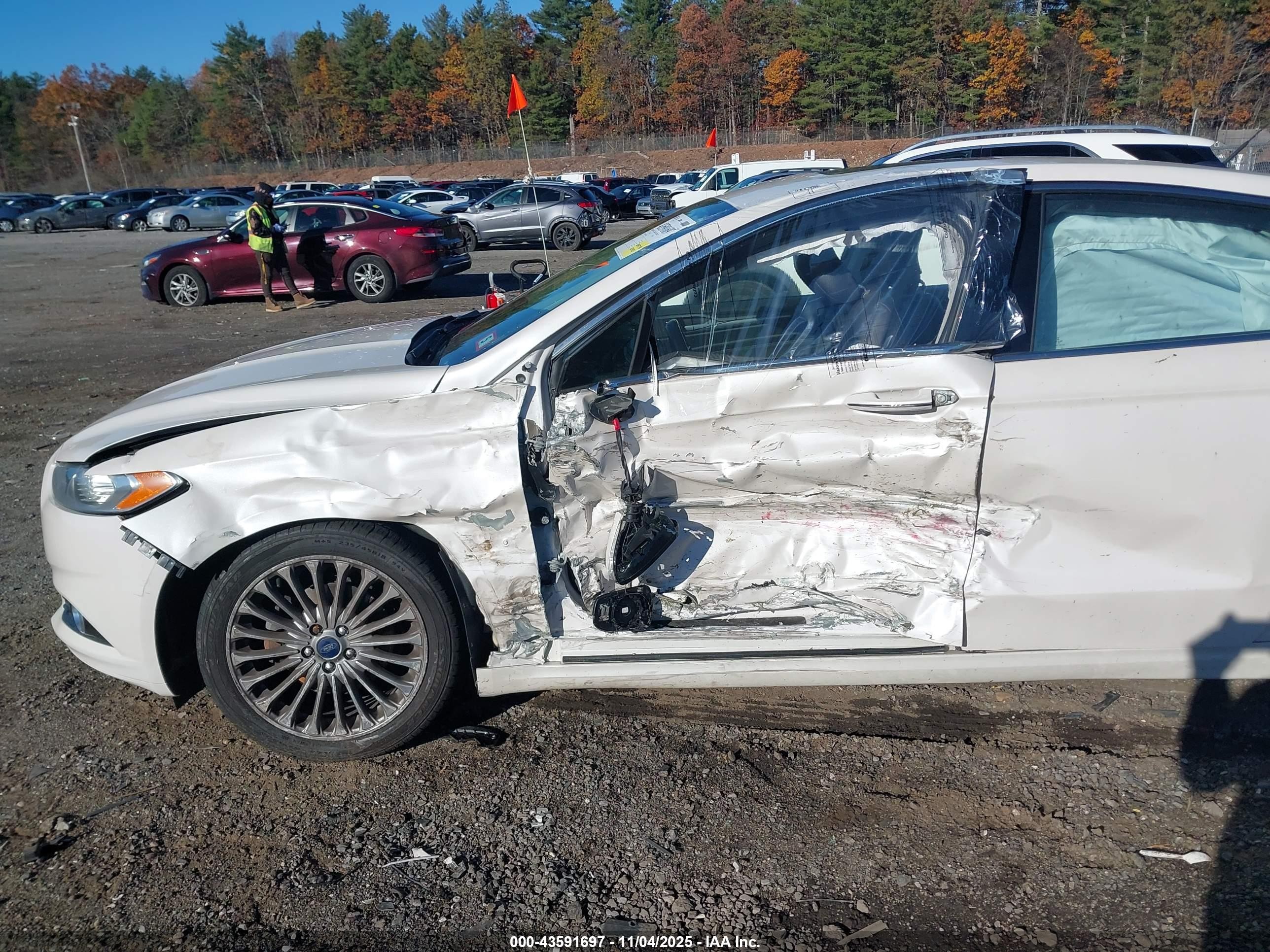 2014 Ford Fusion Titanium White vin: 3FA6P0K9XER261084