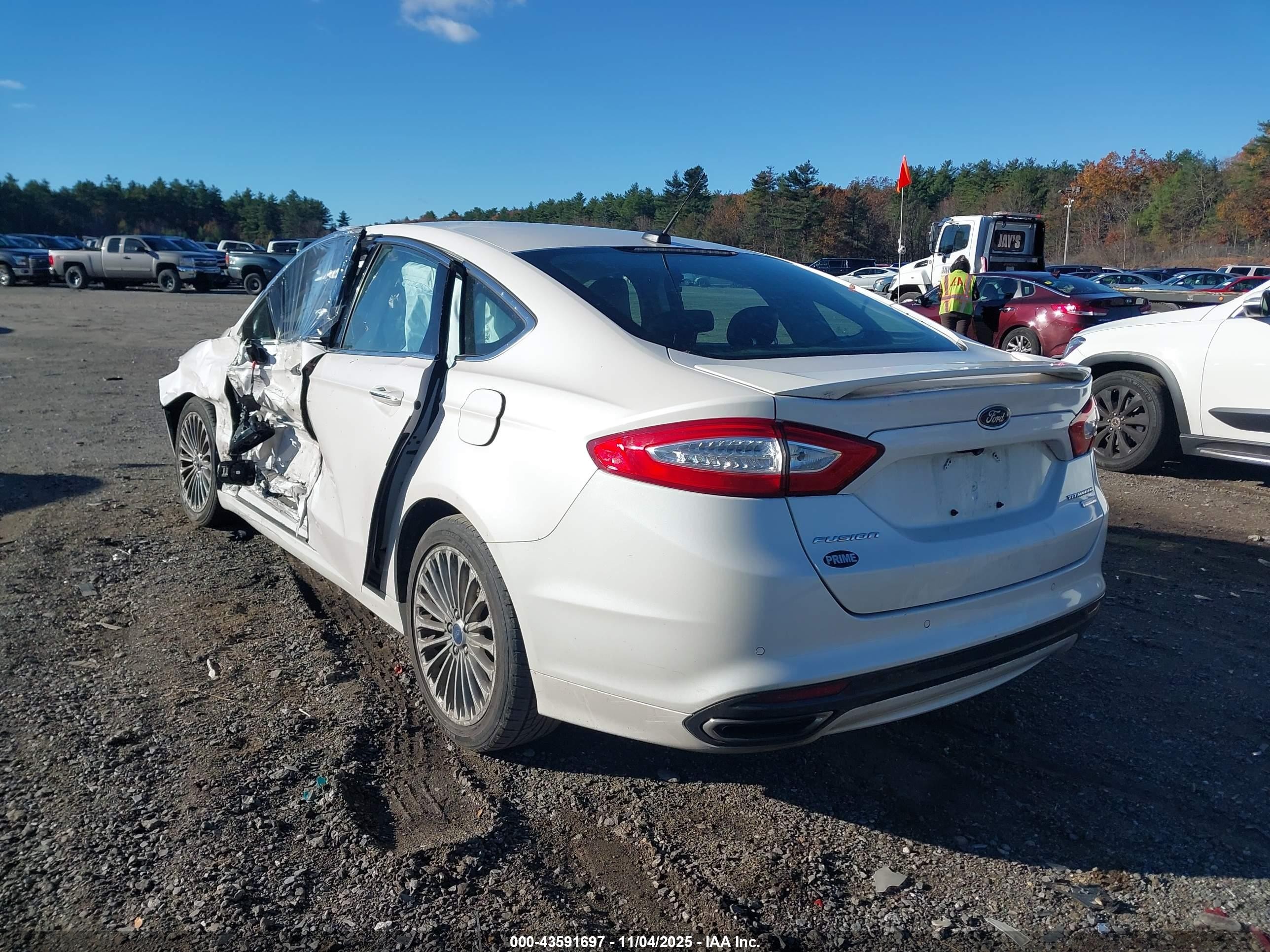 2014 Ford Fusion Titanium White vin: 3FA6P0K9XER261084