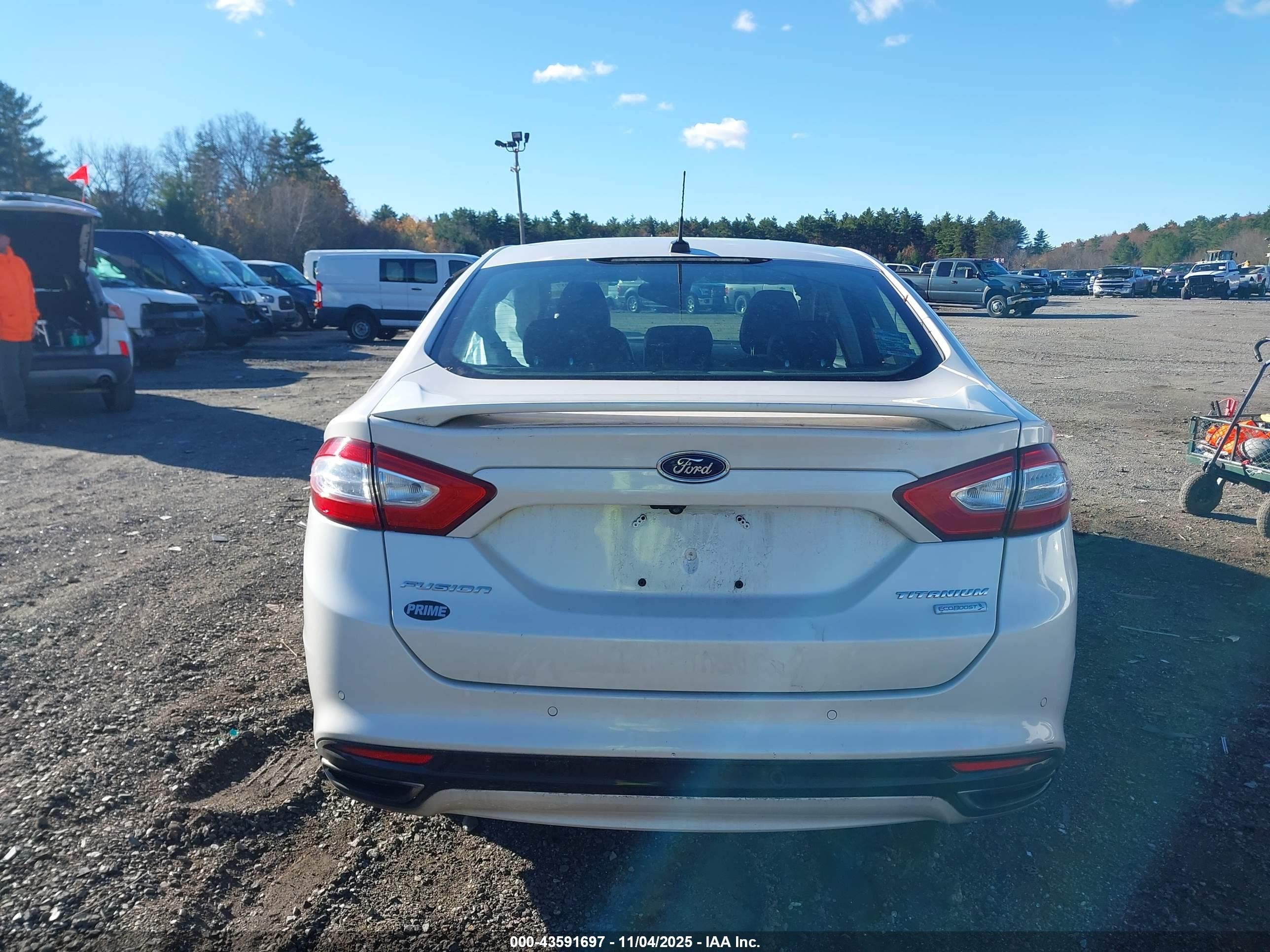 2014 Ford Fusion Titanium White vin: 3FA6P0K9XER261084