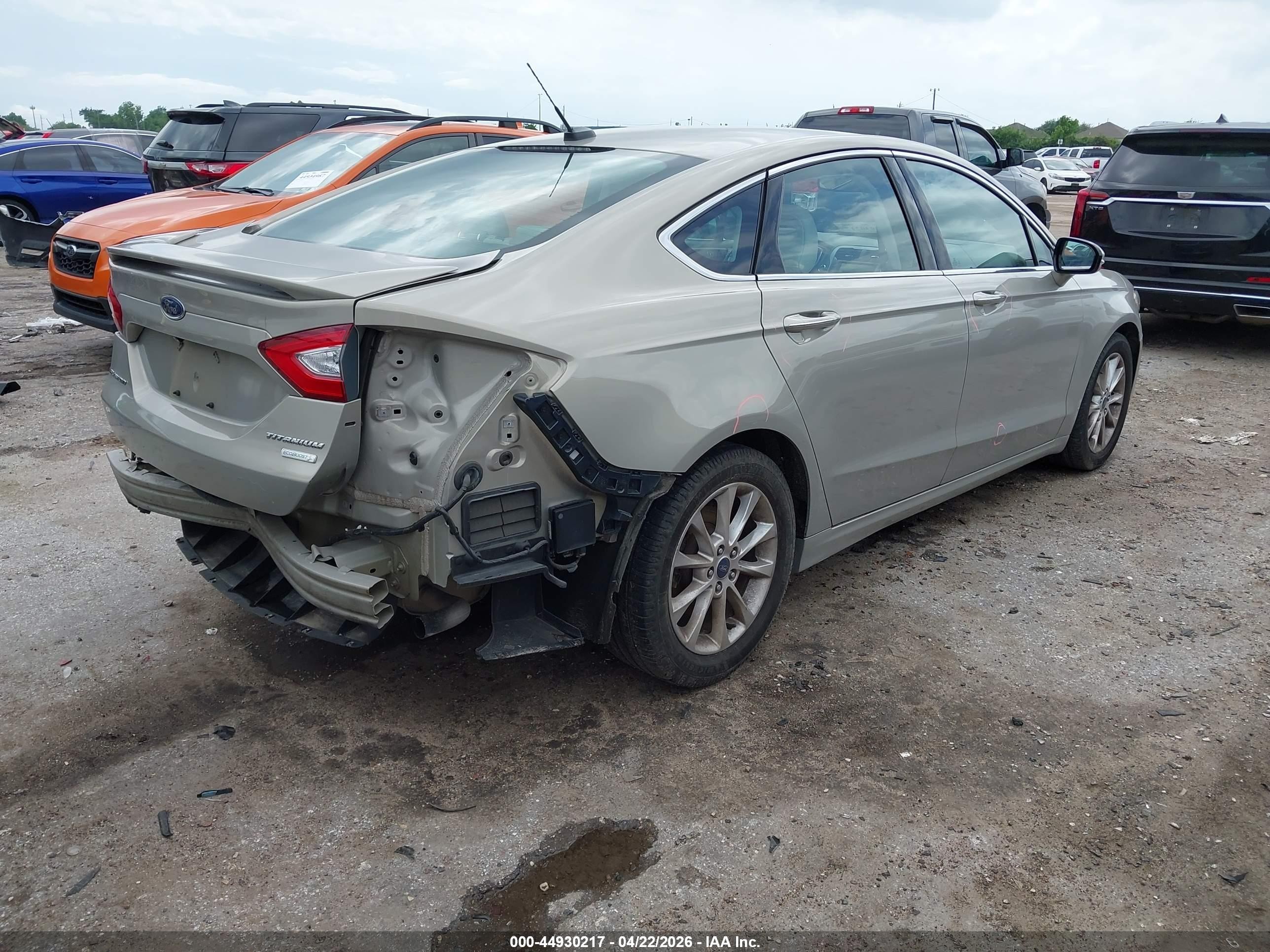 2015 Ford Fusion Titanium Желто-коричневый vin: 3FA6P0K9XFR235201