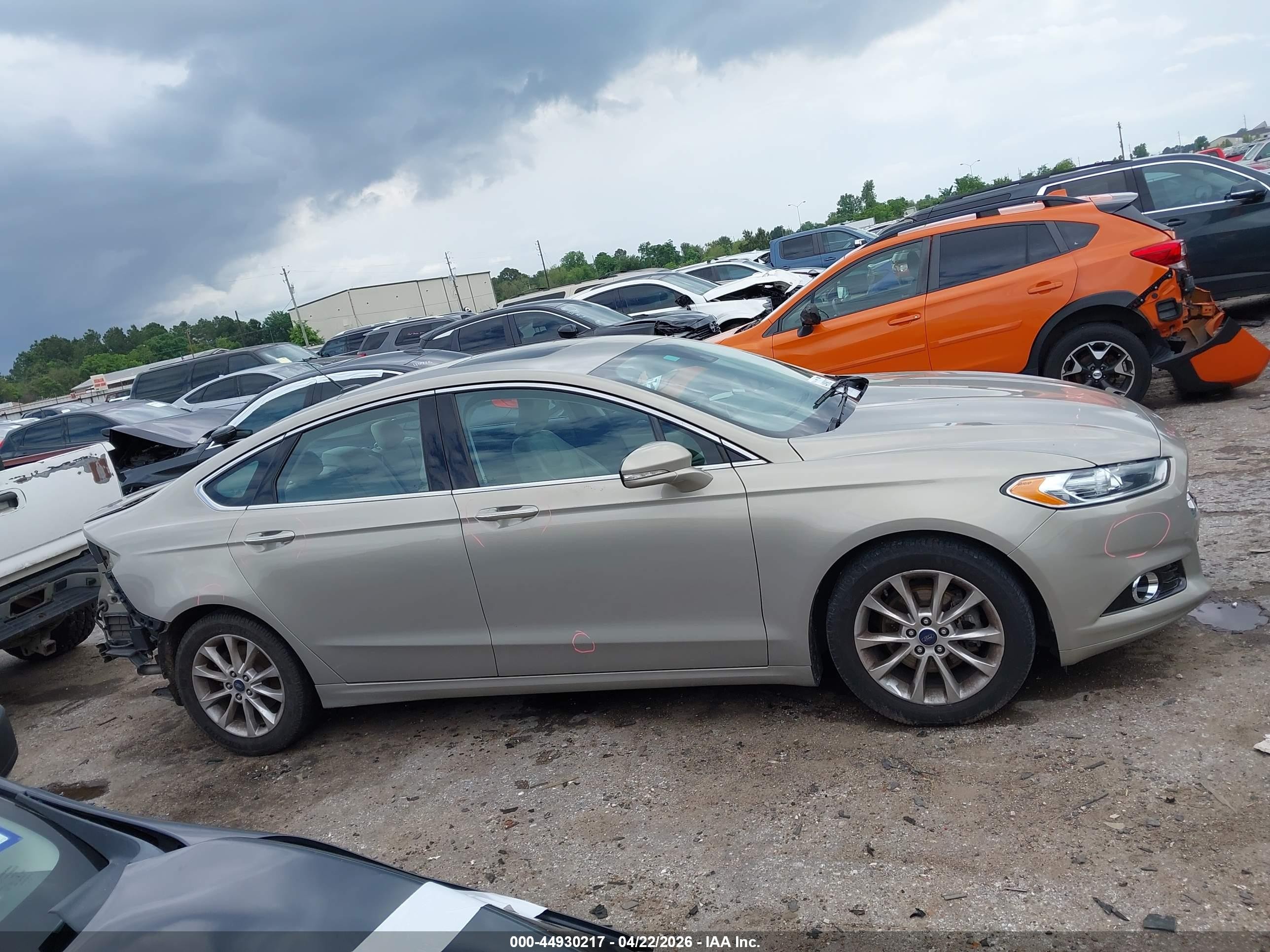 2015 Ford Fusion Titanium Желто-коричневый vin: 3FA6P0K9XFR235201