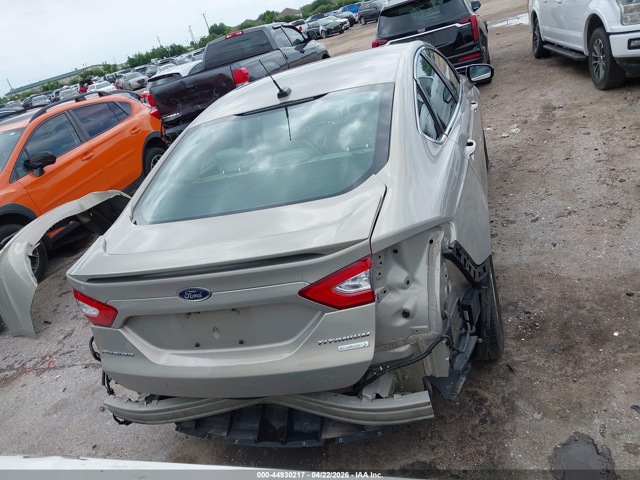 2015 Ford Fusion Titanium Желто-коричневый vin: 3FA6P0K9XFR235201