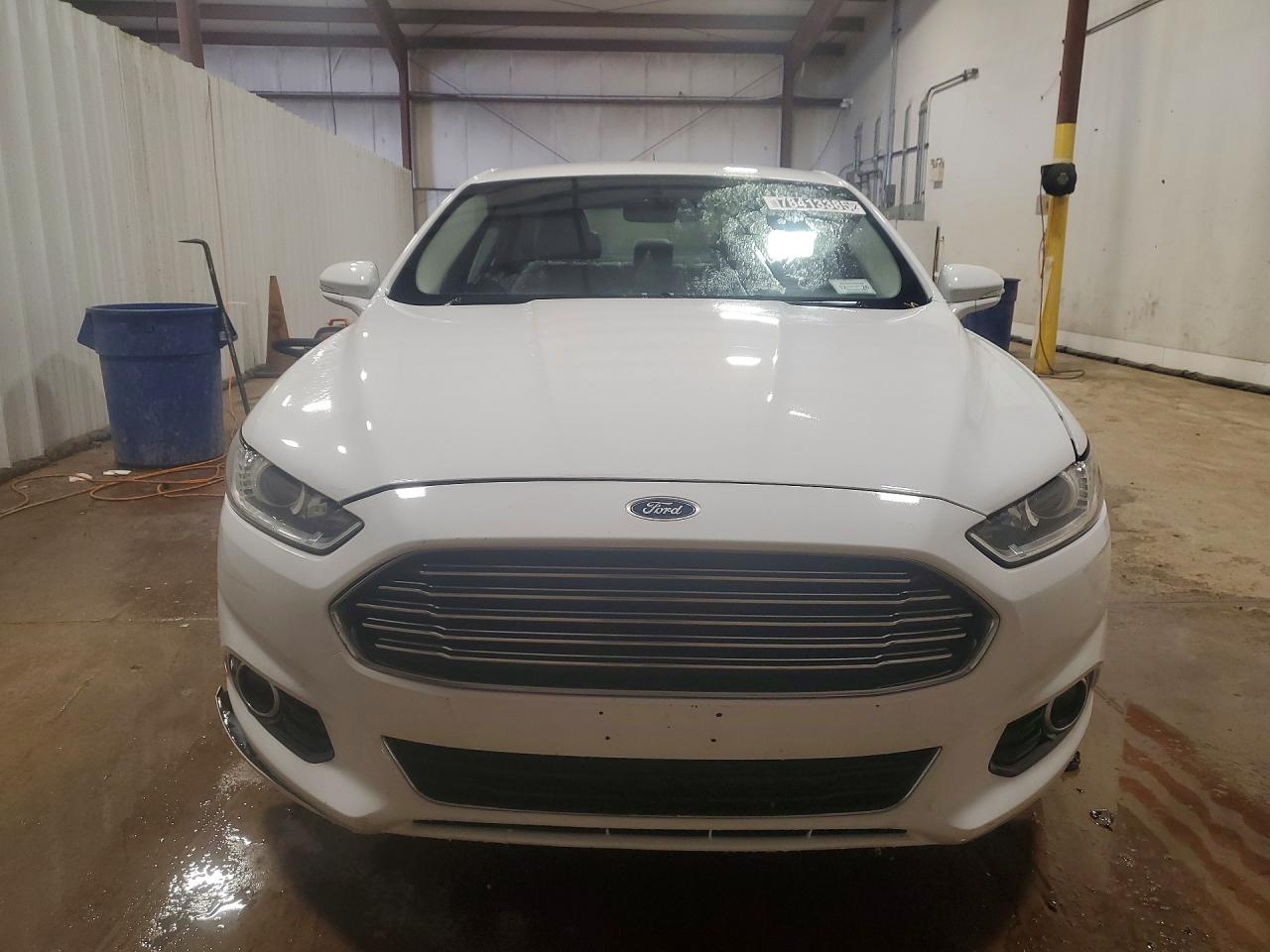 2016 Ford Fusion Titanium White vin: 3FA6P0K9XGR135469