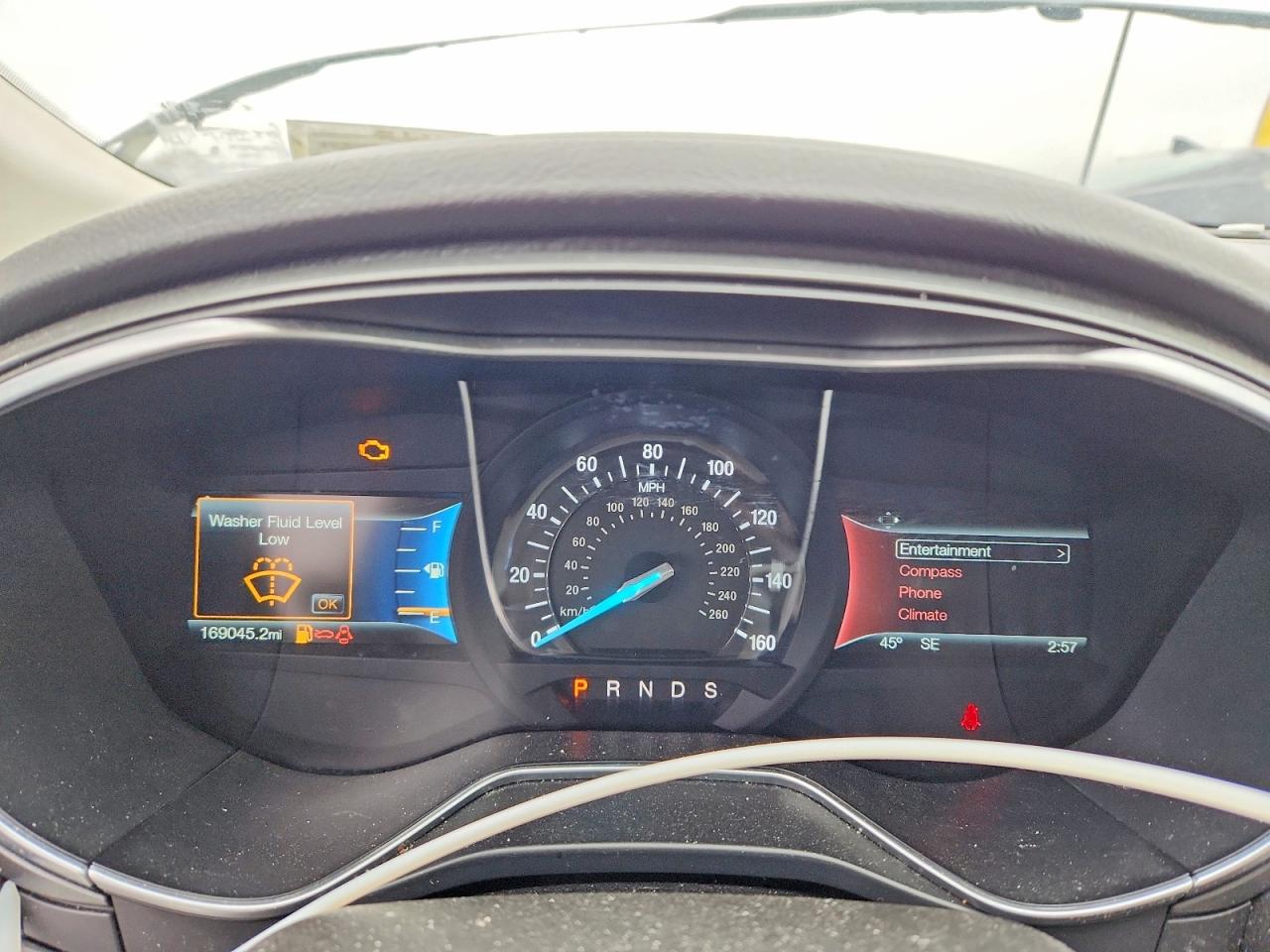 2016 Ford Fusion Titanium White vin: 3FA6P0K9XGR135469