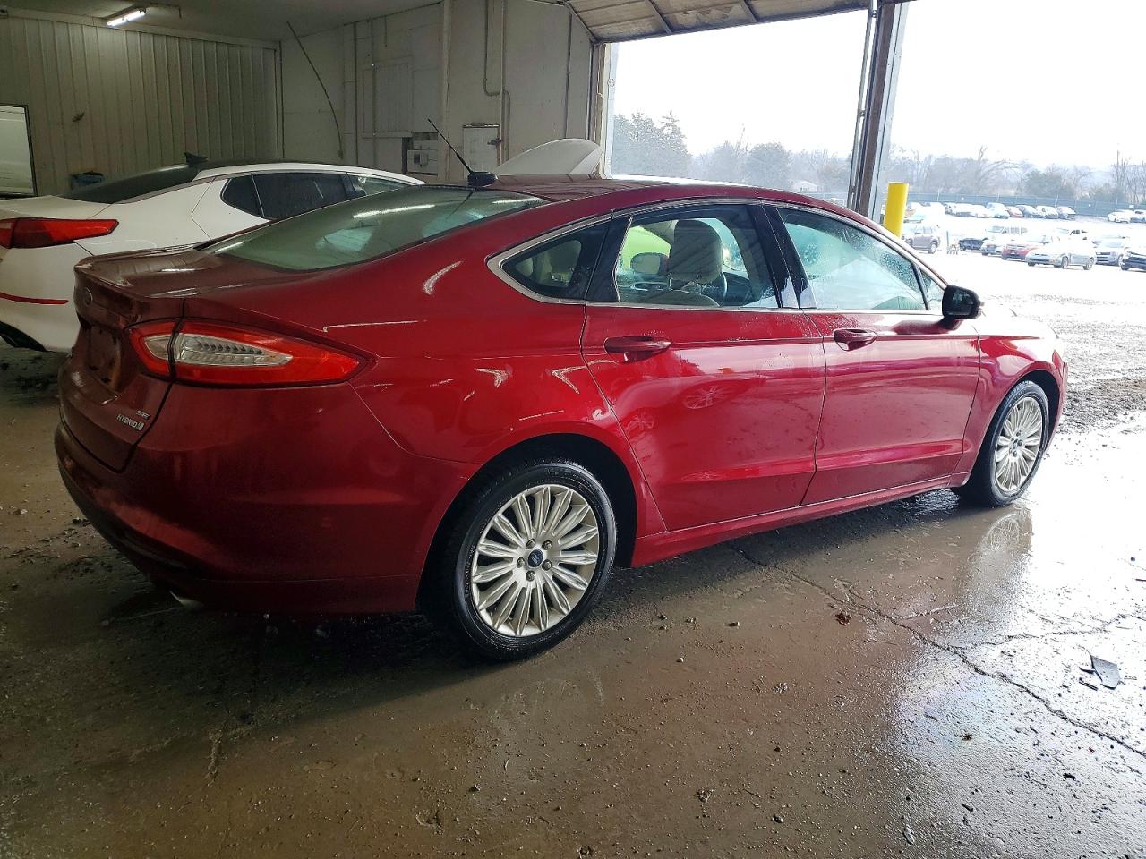2013 Ford Fusion Se Hybrid Темно-бордовый vin: 3FA6P0LU0DR129209