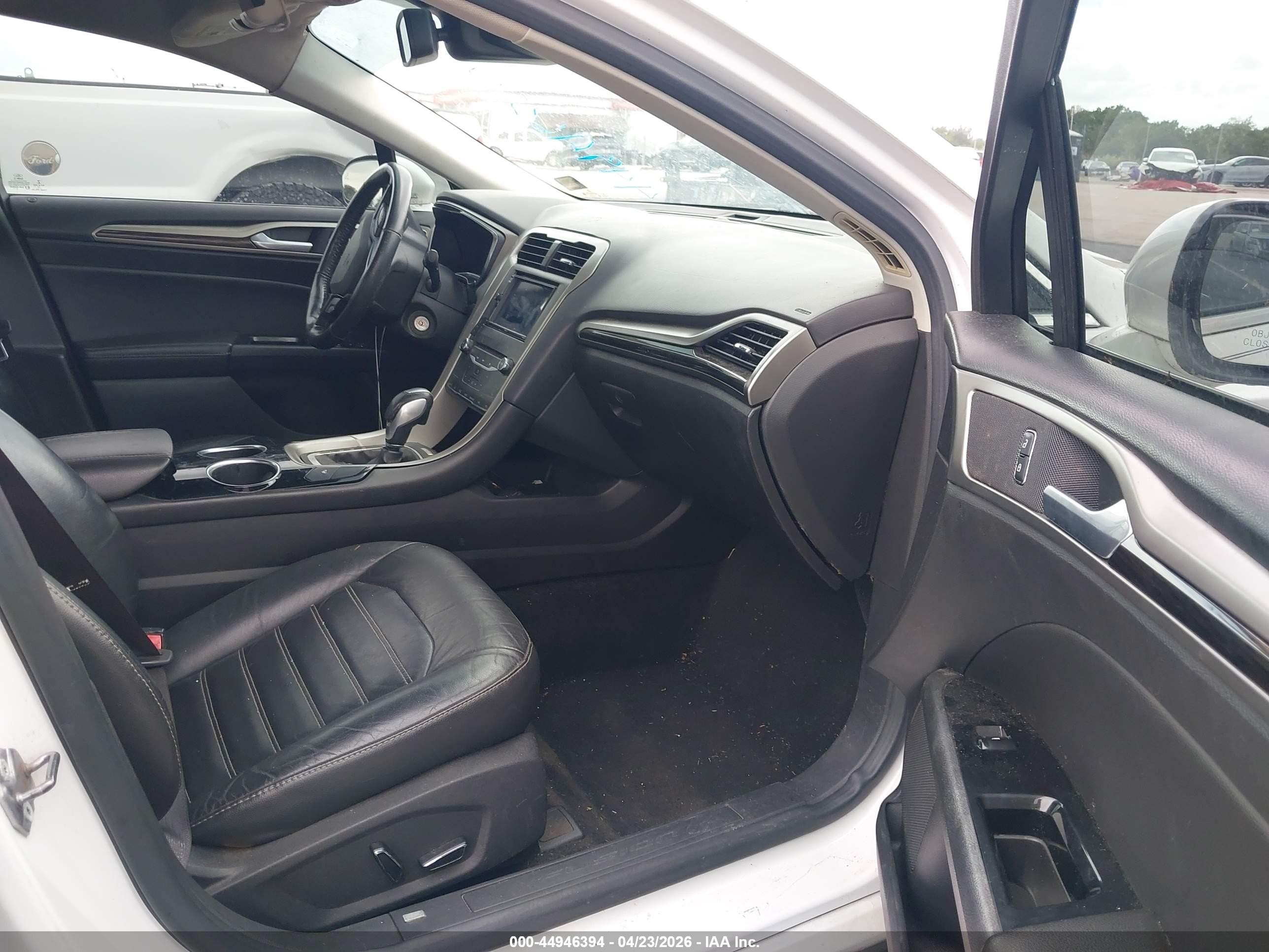 2013 Ford Fusion Hybrid Se White vin: 3FA6P0LU0DR138315
