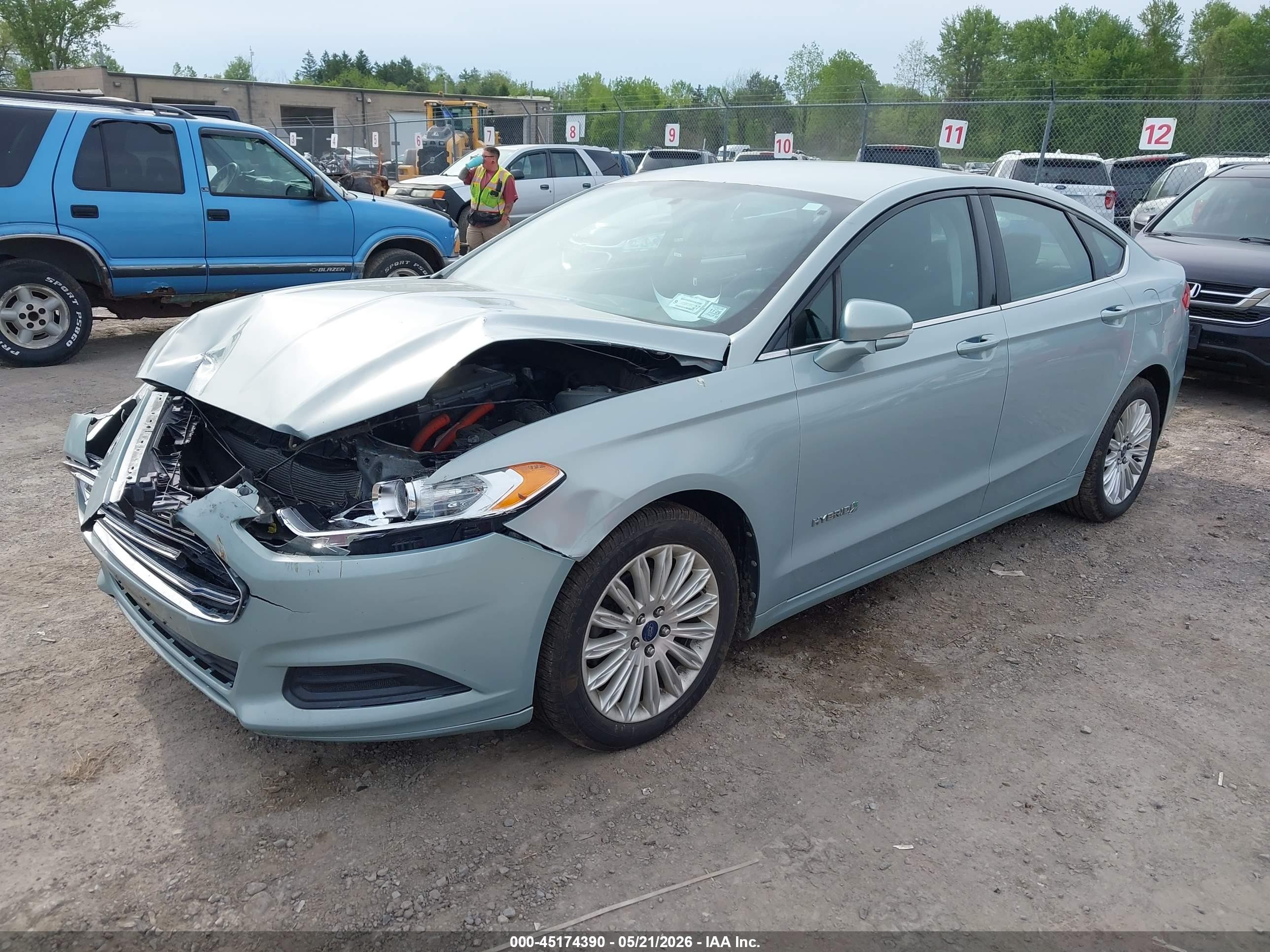 2013 Ford Fusion Hybrid Se Light Blue vin: 3FA6P0LU0DR181990