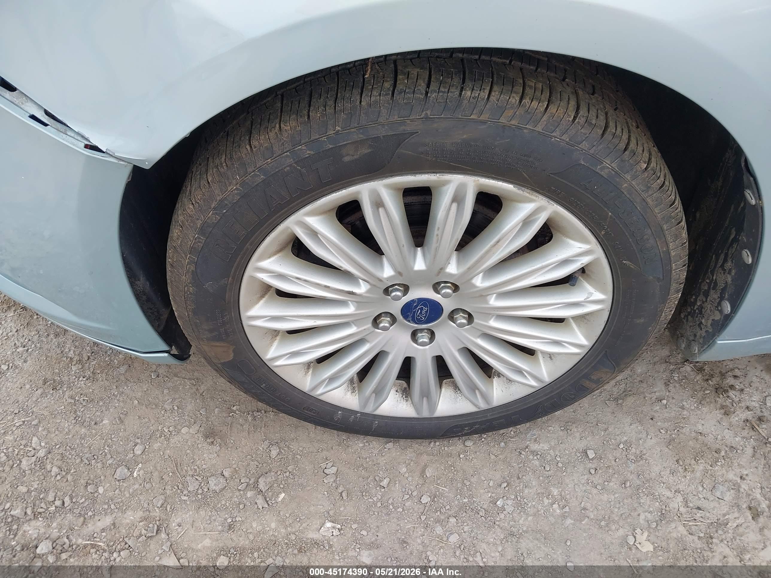 2013 Ford Fusion Hybrid Se Light Blue vin: 3FA6P0LU0DR181990