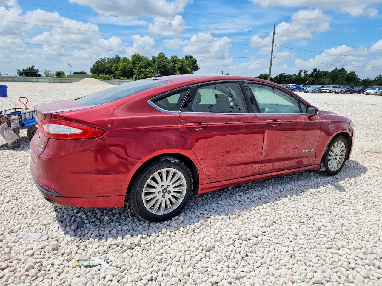 2013 Ford Fusion Red vin: 3FA6P0LU0DR342676