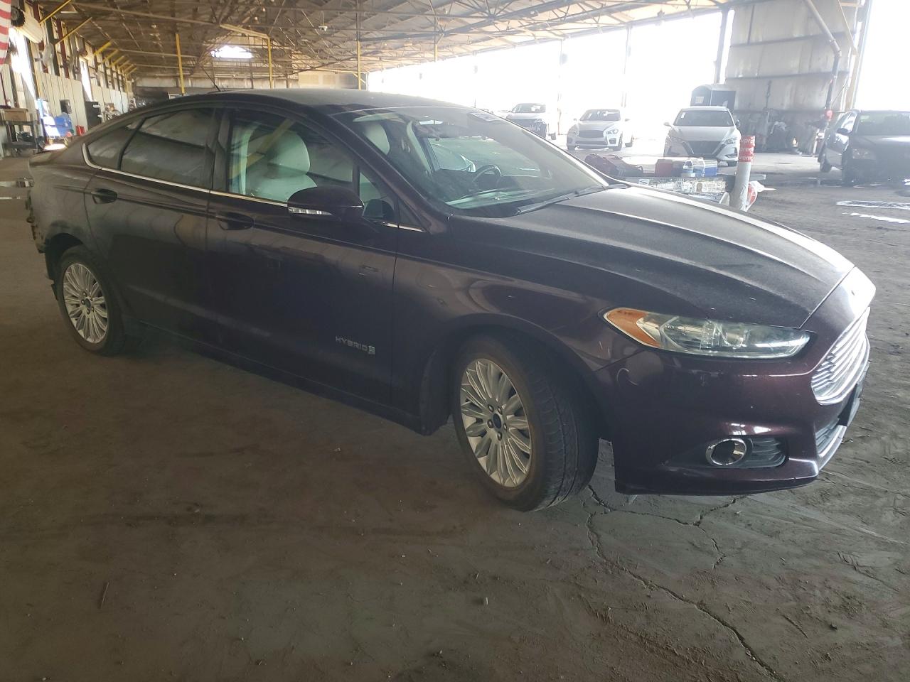 2013 Ford Fusion Se Hybrid Бордовый vin: 3FA6P0LU0DR379453