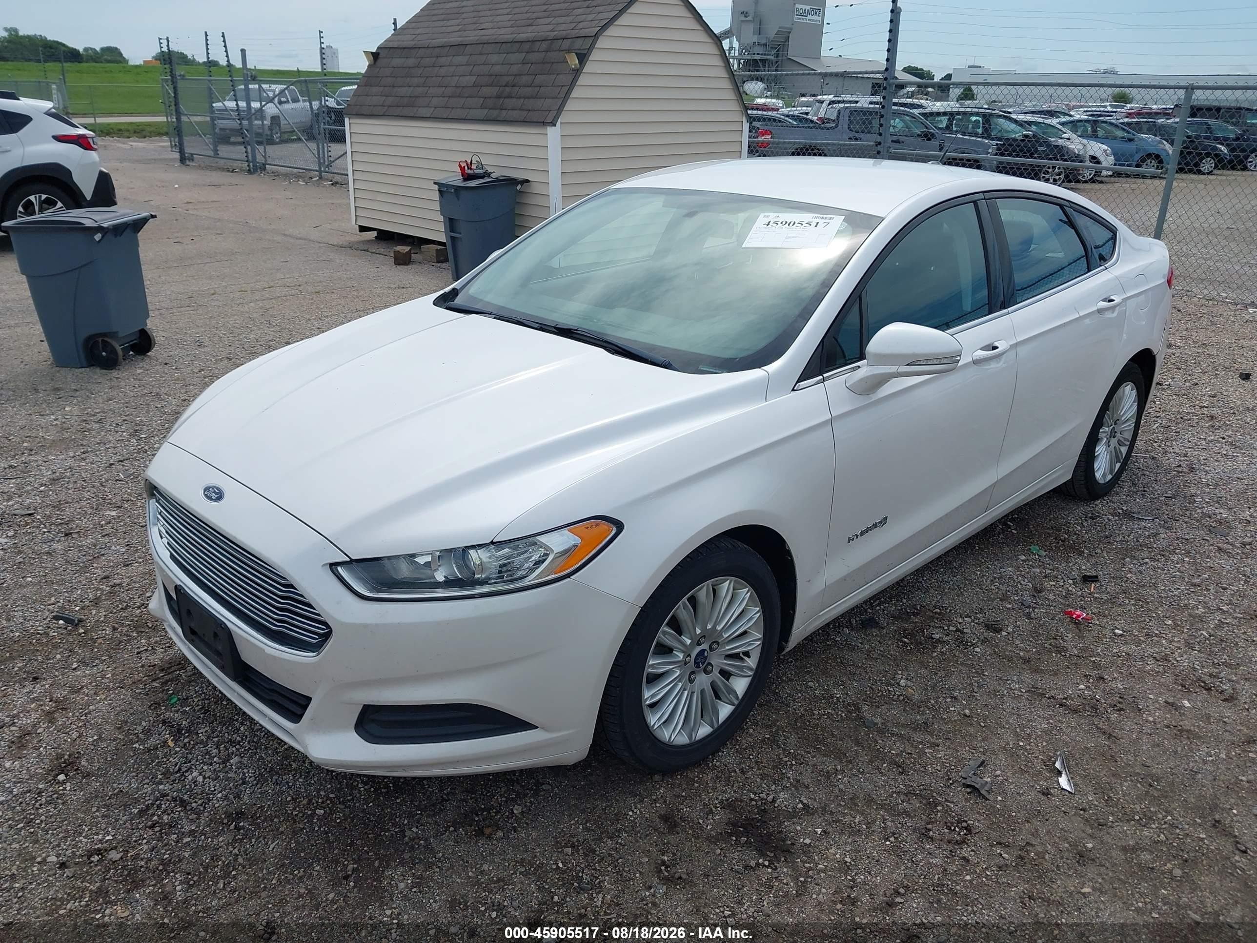 2014 Ford Fusion Hybrid Se White vin: 3FA6P0LU0ER312837