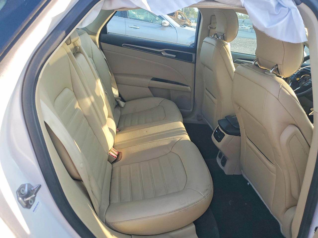 2015 Ford Fusion Se Hybrid White vin: 3FA6P0LU0FR144540