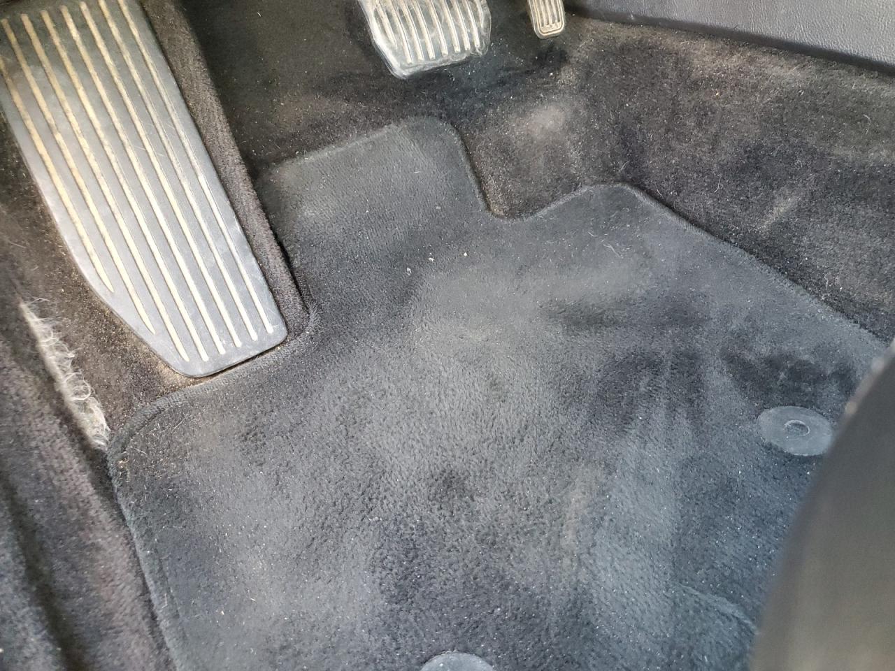 2017 Ford Fusion Se Hybrid White vin: 3FA6P0LU0HR409122 Damage: Left Front Carpet, Worn, Replacement Required