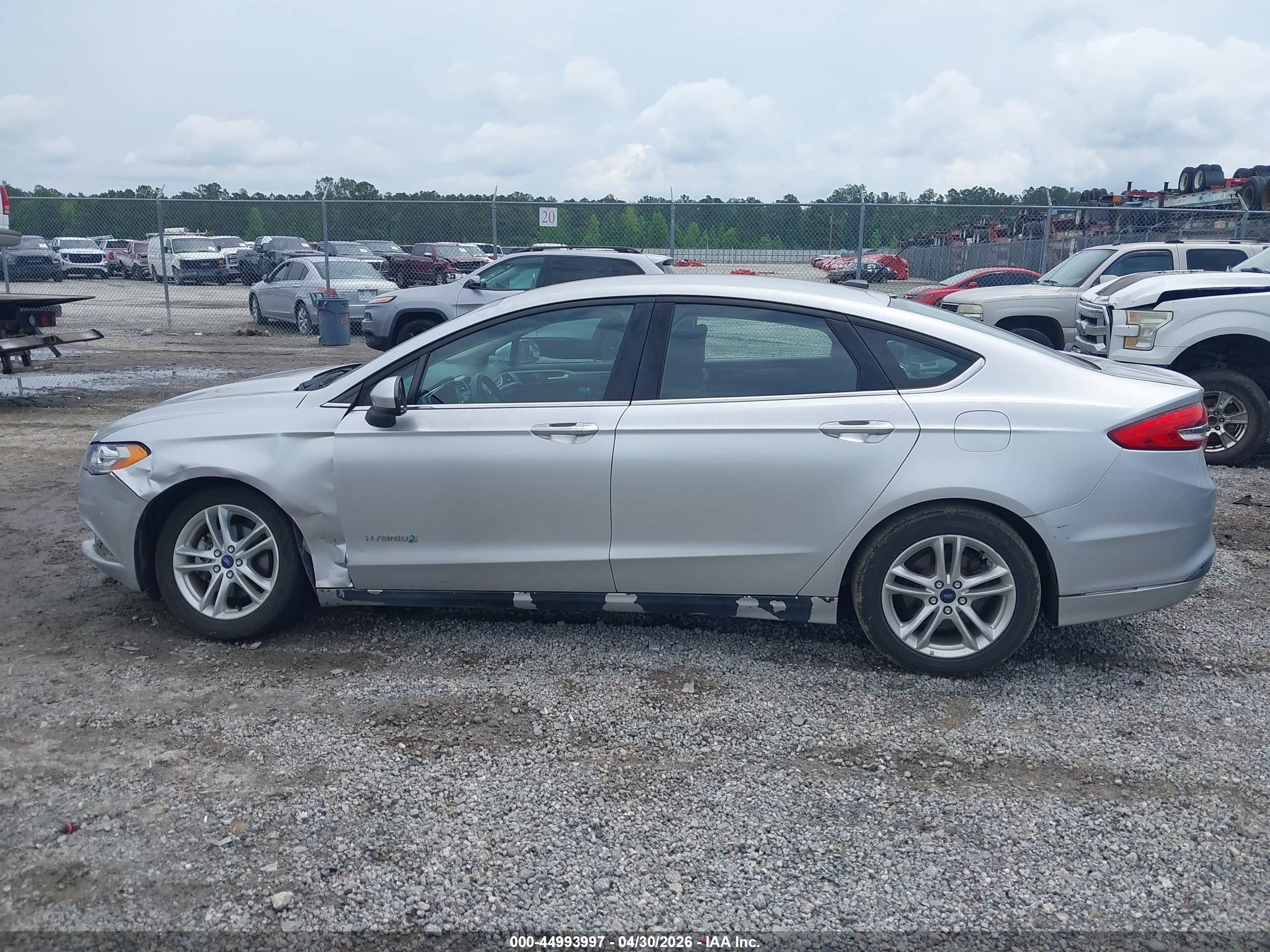 2018 Ford Fusion Hybrid Se Silver vin: 3FA6P0LU0JR209220